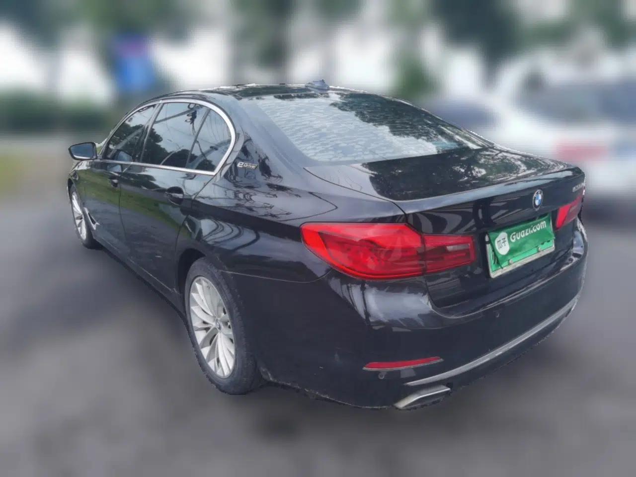 BMW 5 Series New Energy 2019 Updated Version 530Le Luxury Package — миниатюра 4