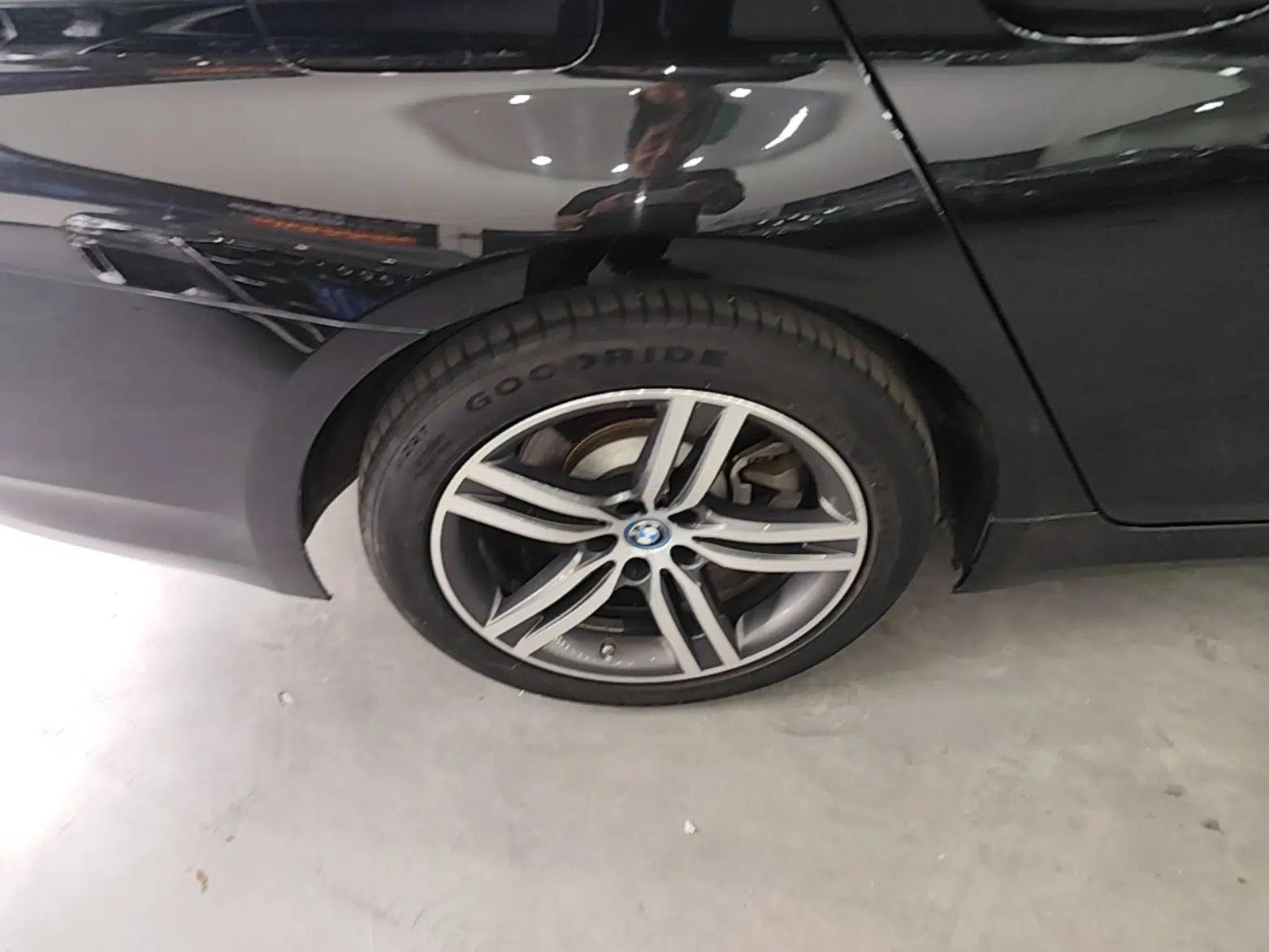 BMW 5 Series New Energy 2022 535Le Luxury Package — миниатюра 11