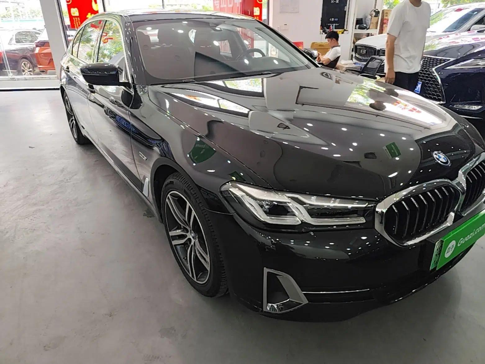 BMW 5 Series New Energy 2022 535Le Luxury Package — миниатюра 3