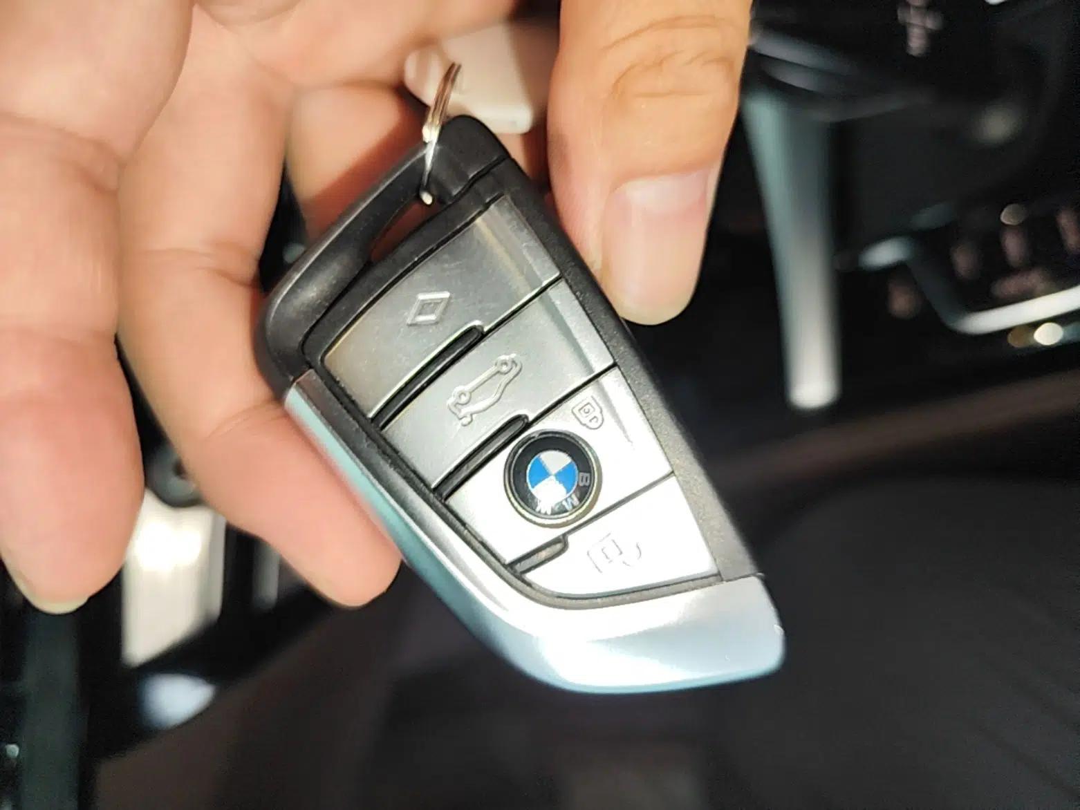 BMW 5 Series New Energy 2022 535Le Luxury Package — миниатюра 29