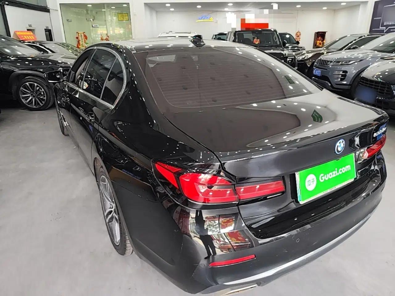 BMW 5 Series New Energy 2022 535Le Luxury Package — миниатюра 4
