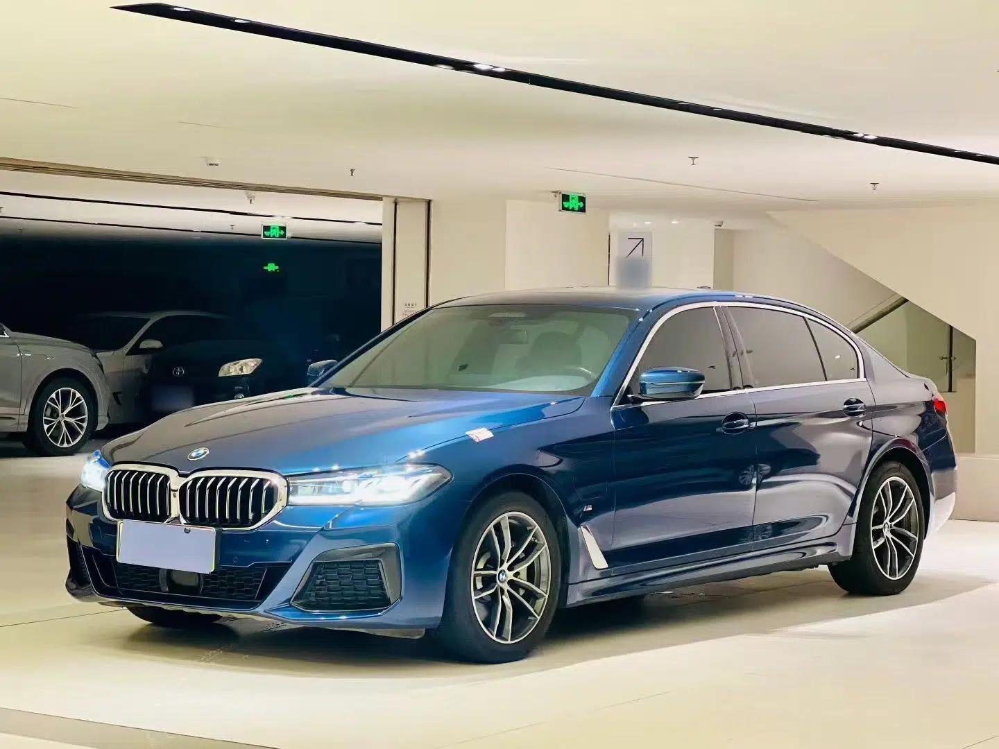 BMW 5 Series New Energy 2021 535Le Pioneer Edition M Sport Package — миниатюра 1