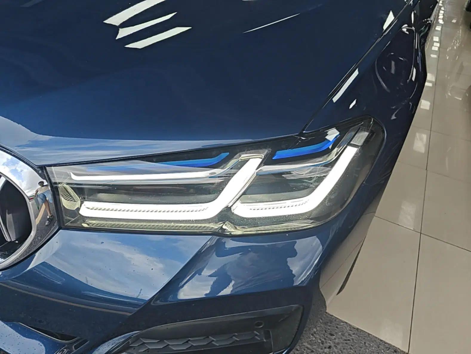 BMW 5 Series New Energy 2021 535Le Pioneer Edition M Sport Package — миниатюра 8