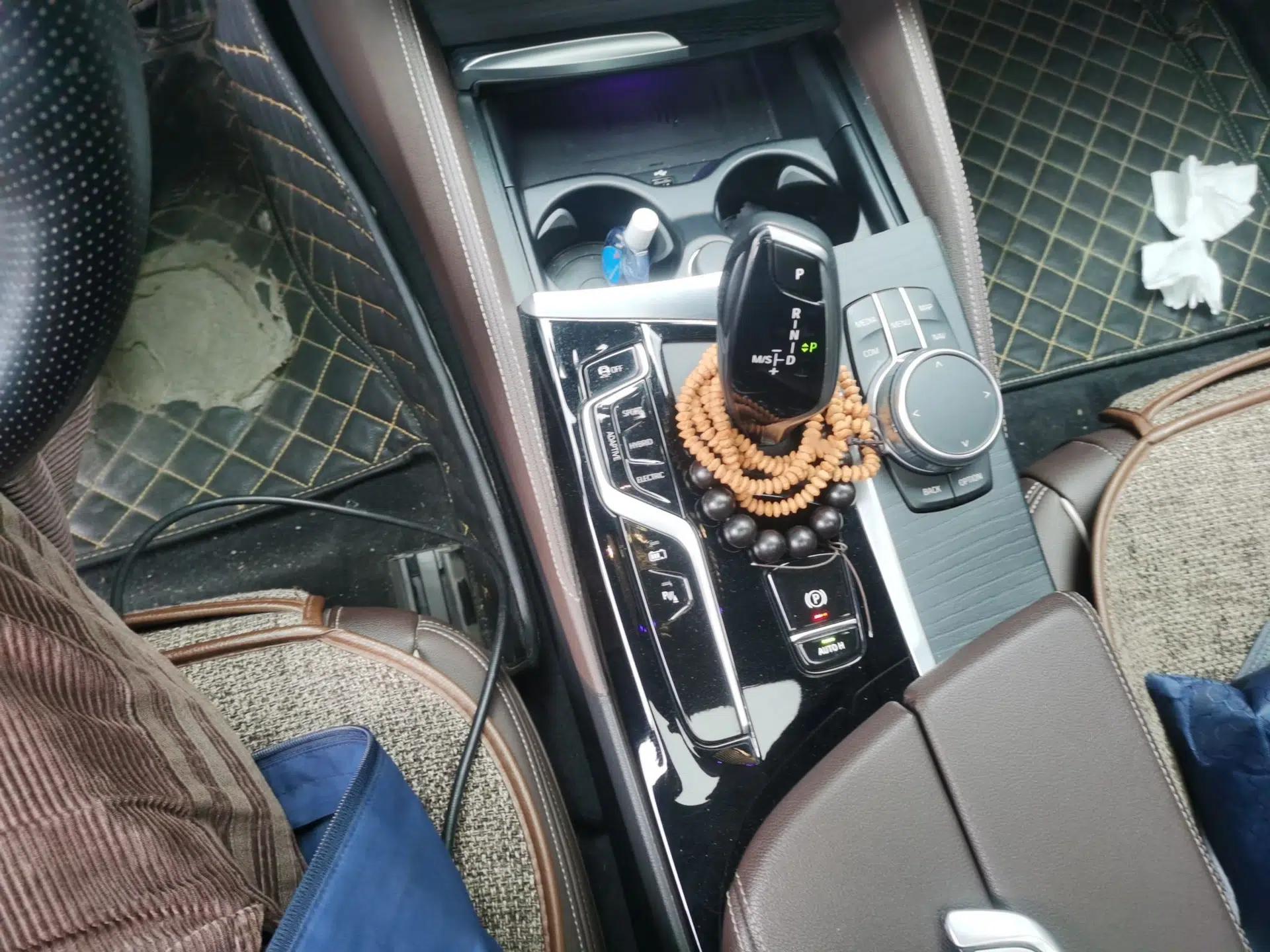 BMW 5 Series New Energy 2021 535Le M Sport Package — миниатюра 11