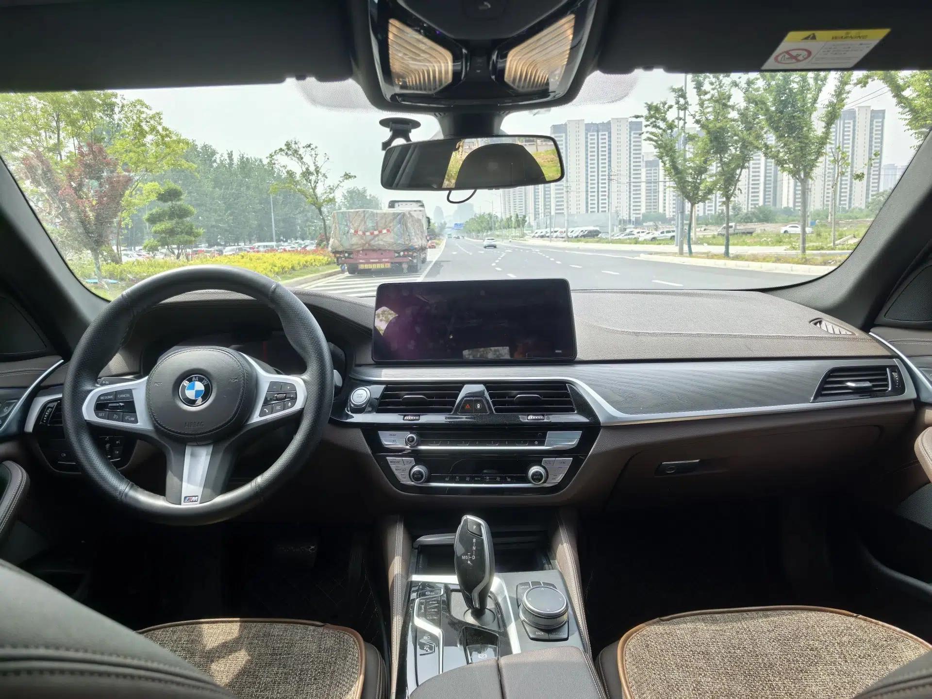 BMW 5 Series New Energy 2021 535Le M Sport Package — миниатюра 17