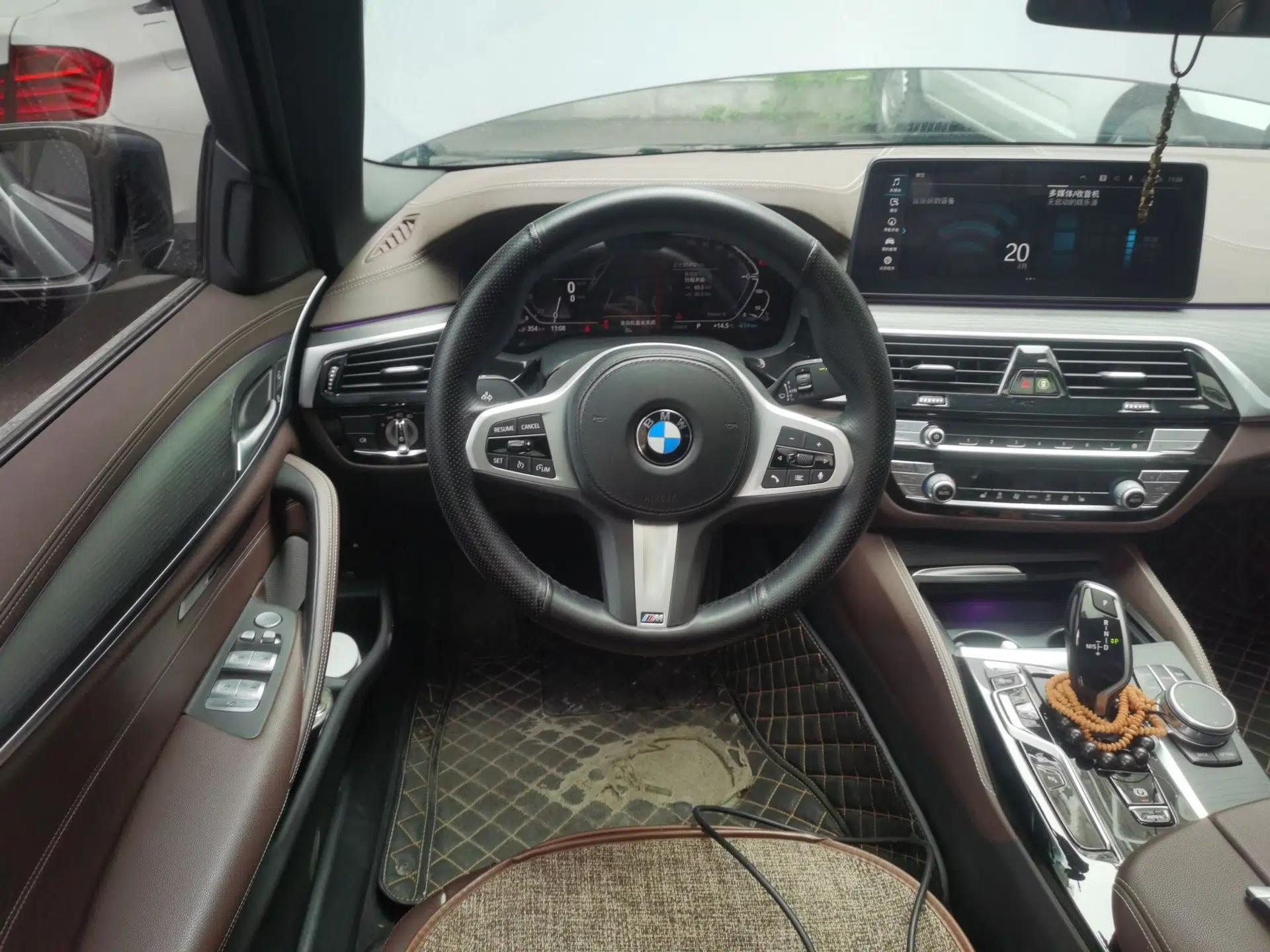BMW 5 Series New Energy 2021 535Le M Sport Package — миниатюра 7