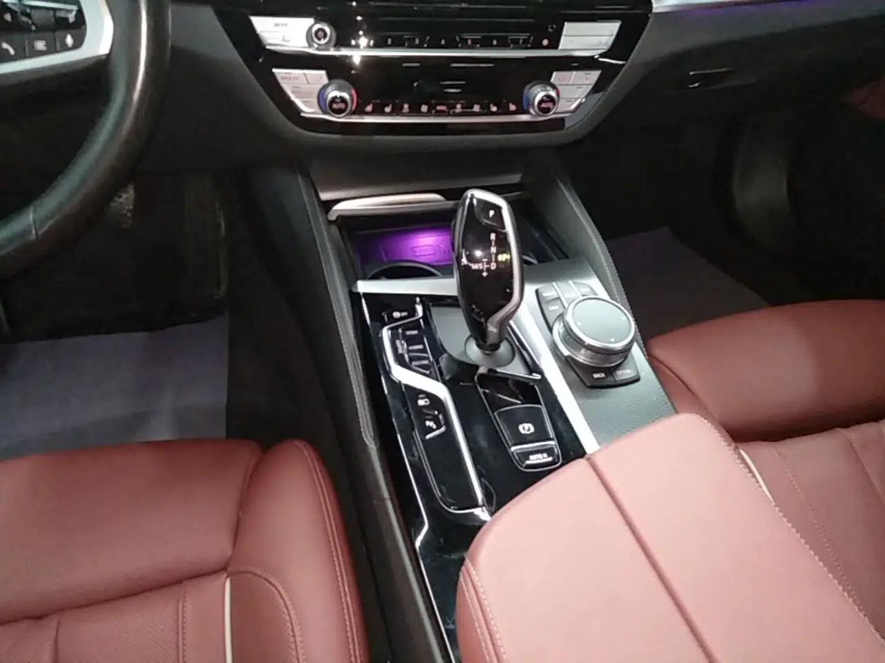 BMW 5 Series New Energy 2021 535Le Pioneer Edition M Sport Package — миниатюра 16