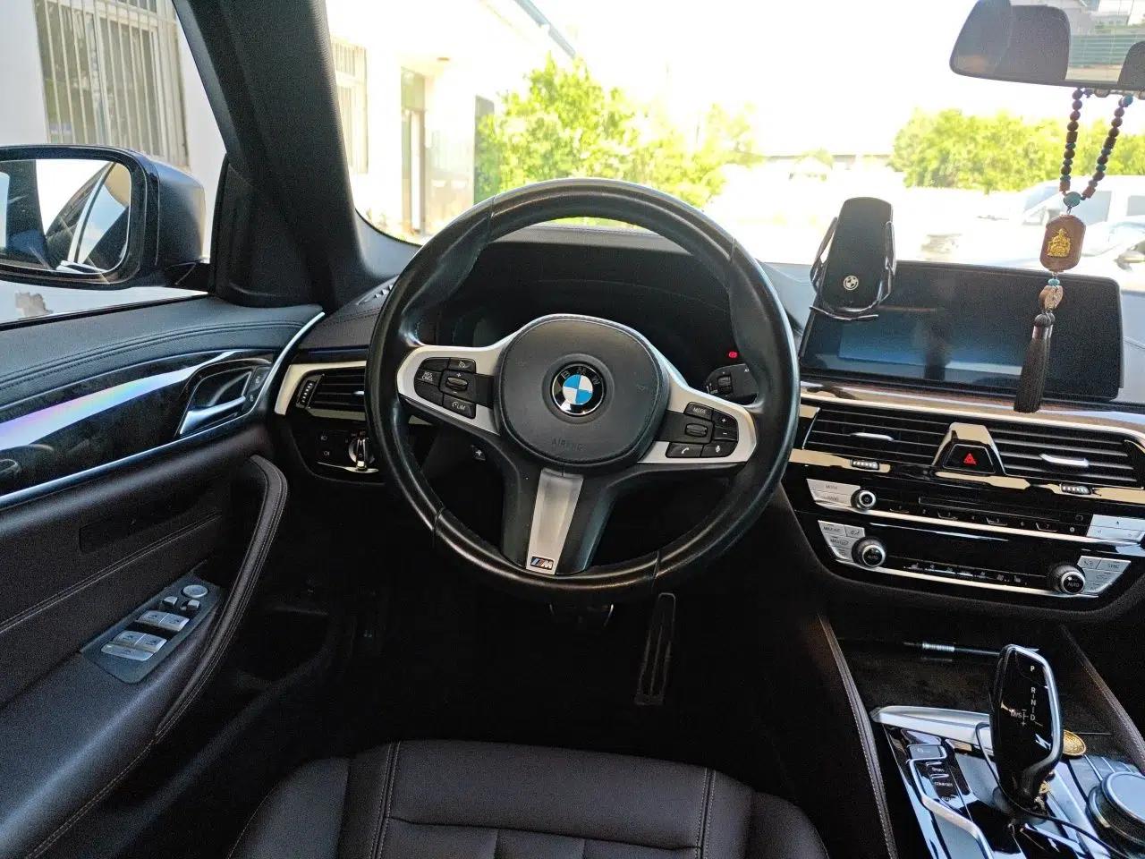 BMW 5 Series 2019 525Li M Sport Package — миниатюра 10