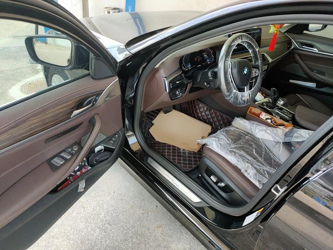 BMW 5 Series New Energy 2021 535Le Luxury Package — миниатюра 16