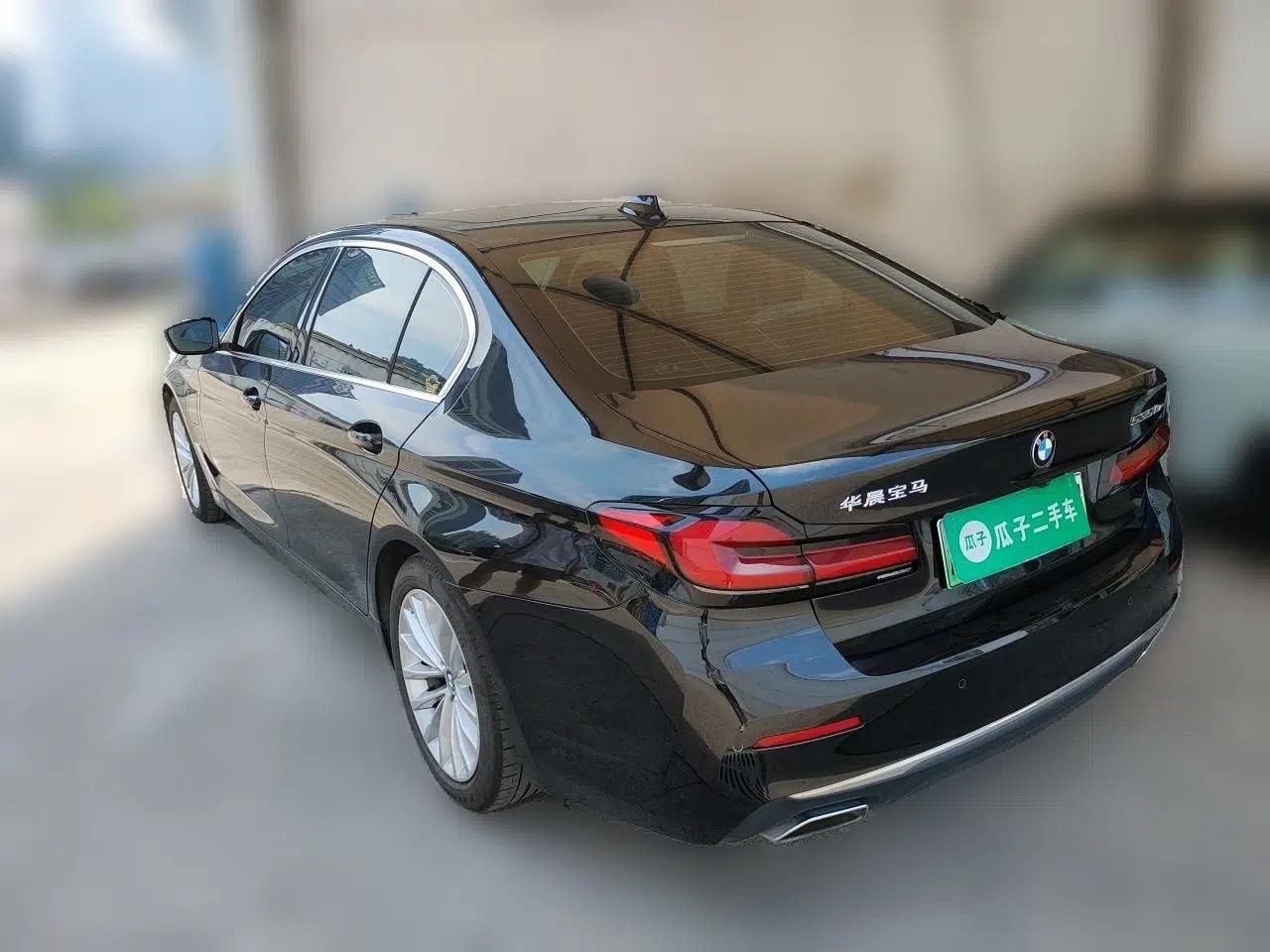 BMW 5 Series New Energy 2021 535Le Luxury Package — миниатюра 4
