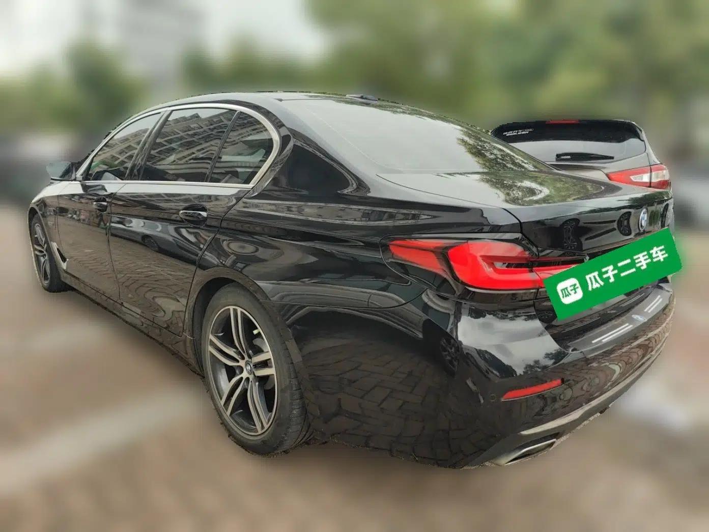 BMW 5 Series New Energy 2022 535Le Luxury Package — миниатюра 4