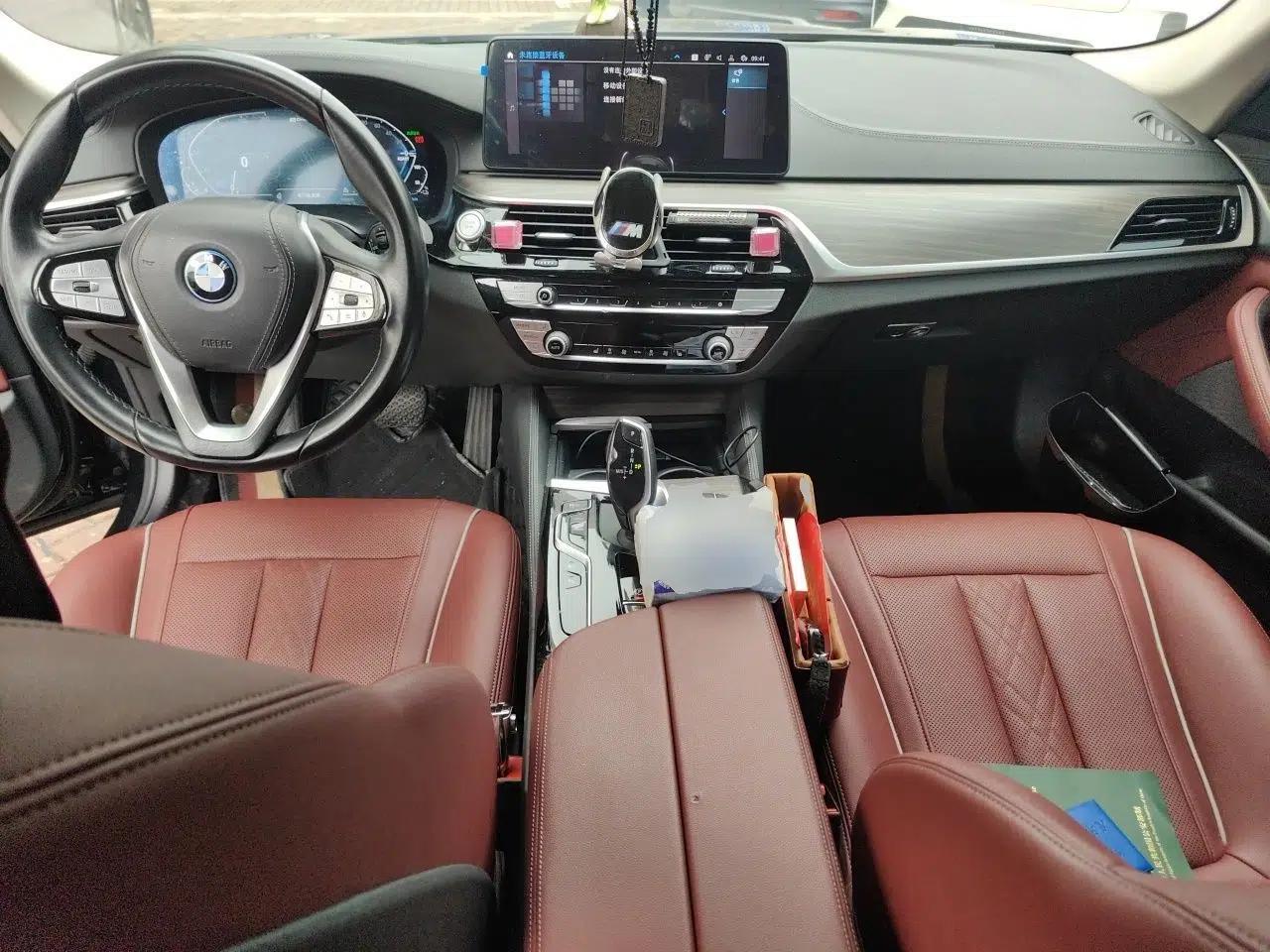 BMW 5 Series New Energy 2022 535Le Luxury Package — миниатюра 9
