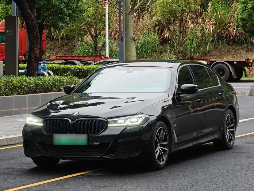 BMW 5 Series New Energy 2022 535Le M Sport Package — миниатюра 1