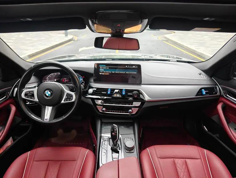 BMW 5 Series New Energy 2022 535Le M Sport Package — миниатюра 30