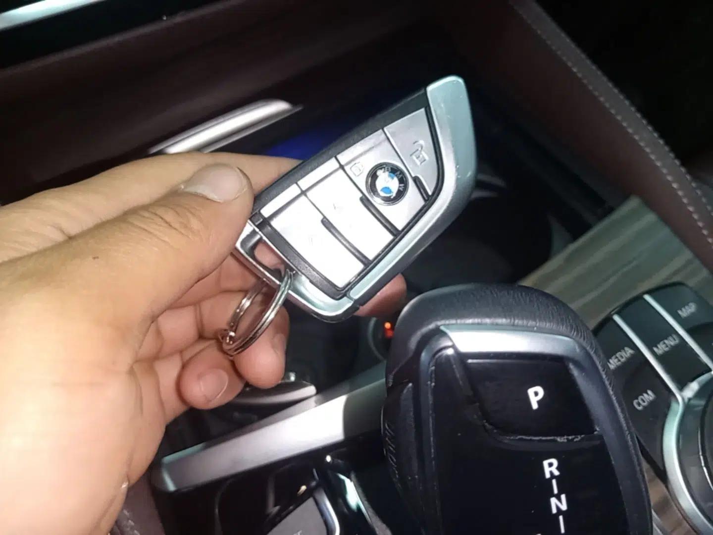 BMW 5 Series New Energy 2020 Mileage Upgrade Version 530Le Luxury Package — миниатюра 23