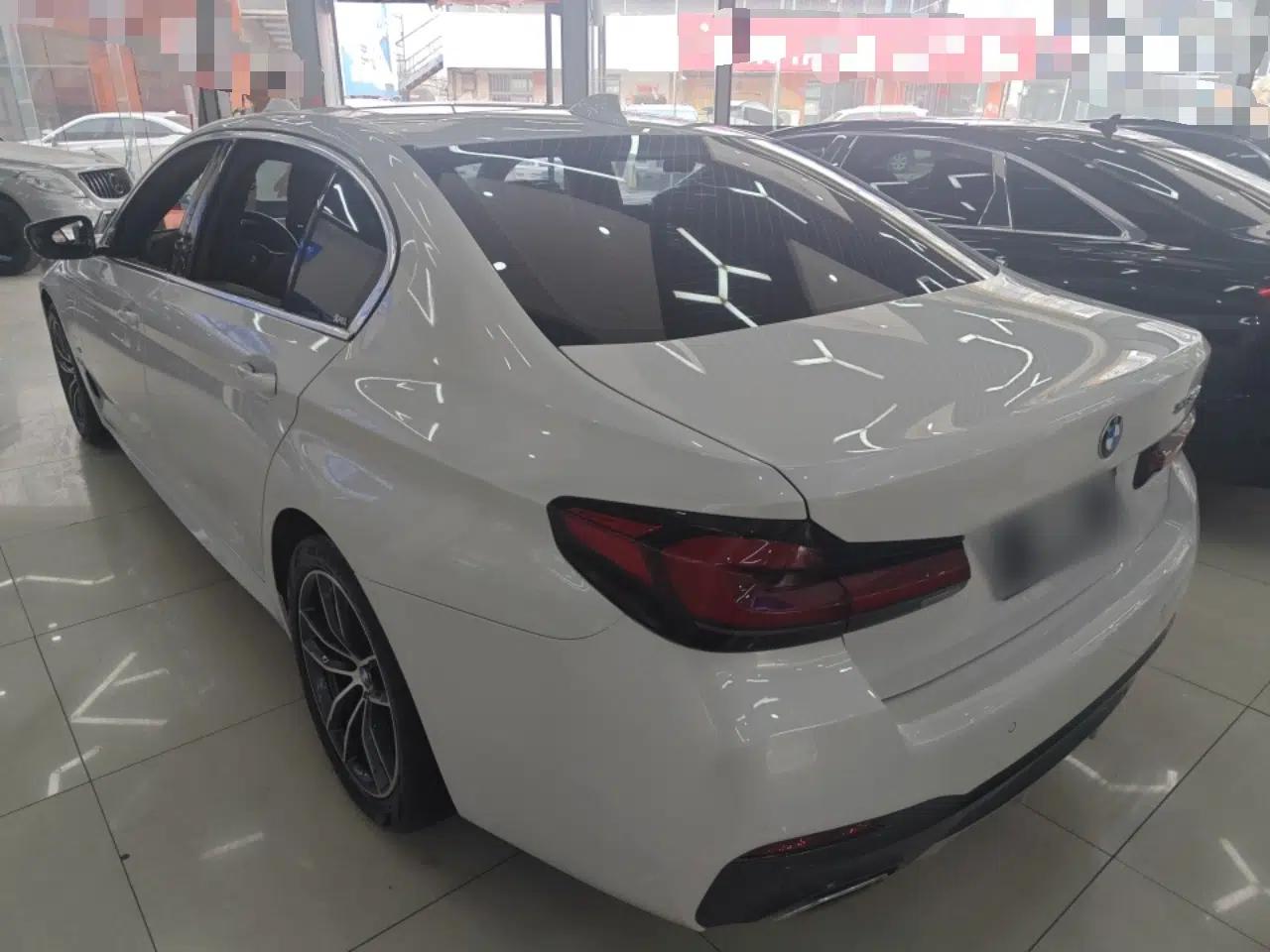 BMW 5 Series New Energy 2022 535Le M Sport Package — миниатюра 4
