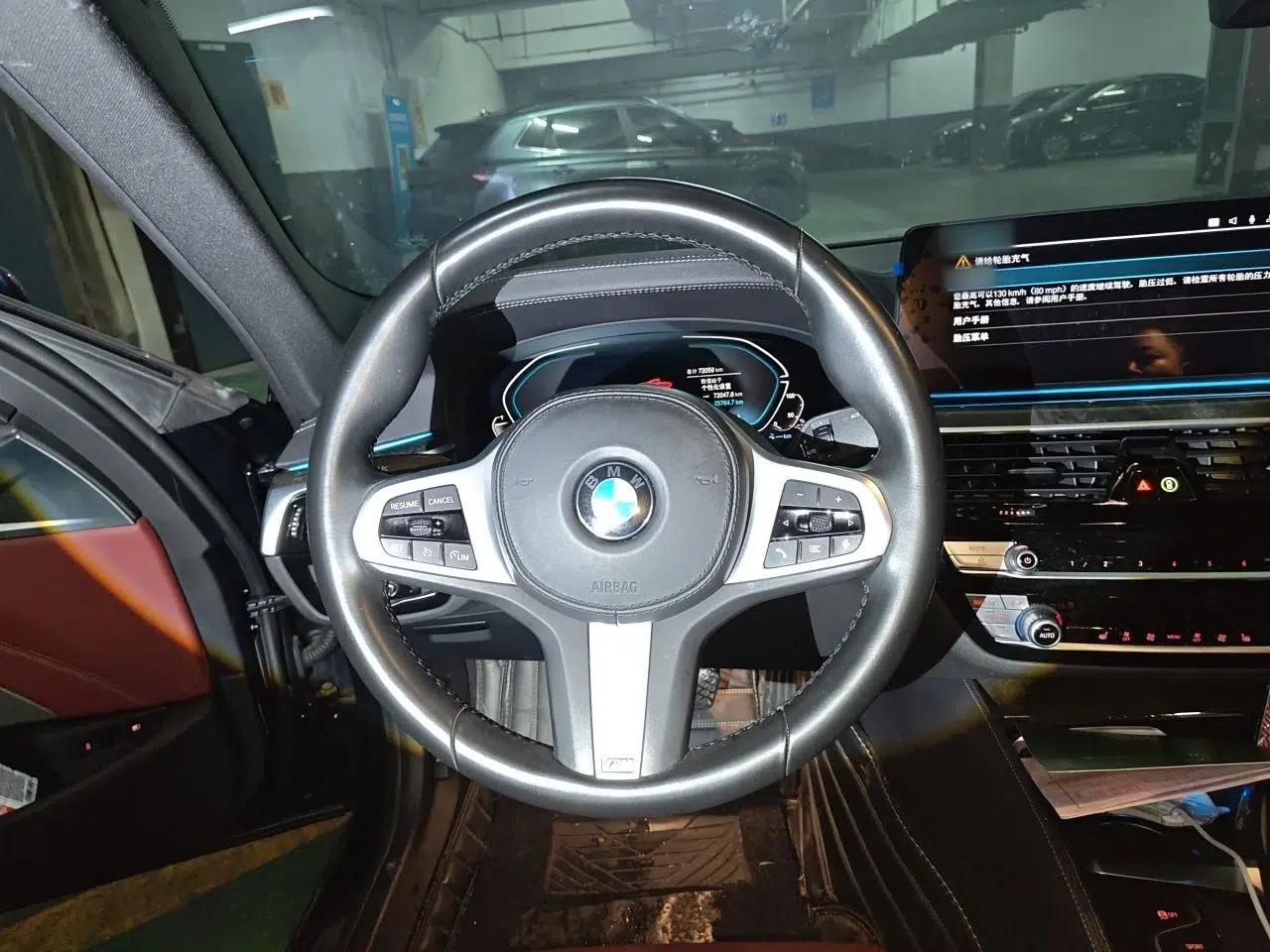 BMW 5 Series New Energy 2021 Restyled 535Le M Sport Package — миниатюра 10