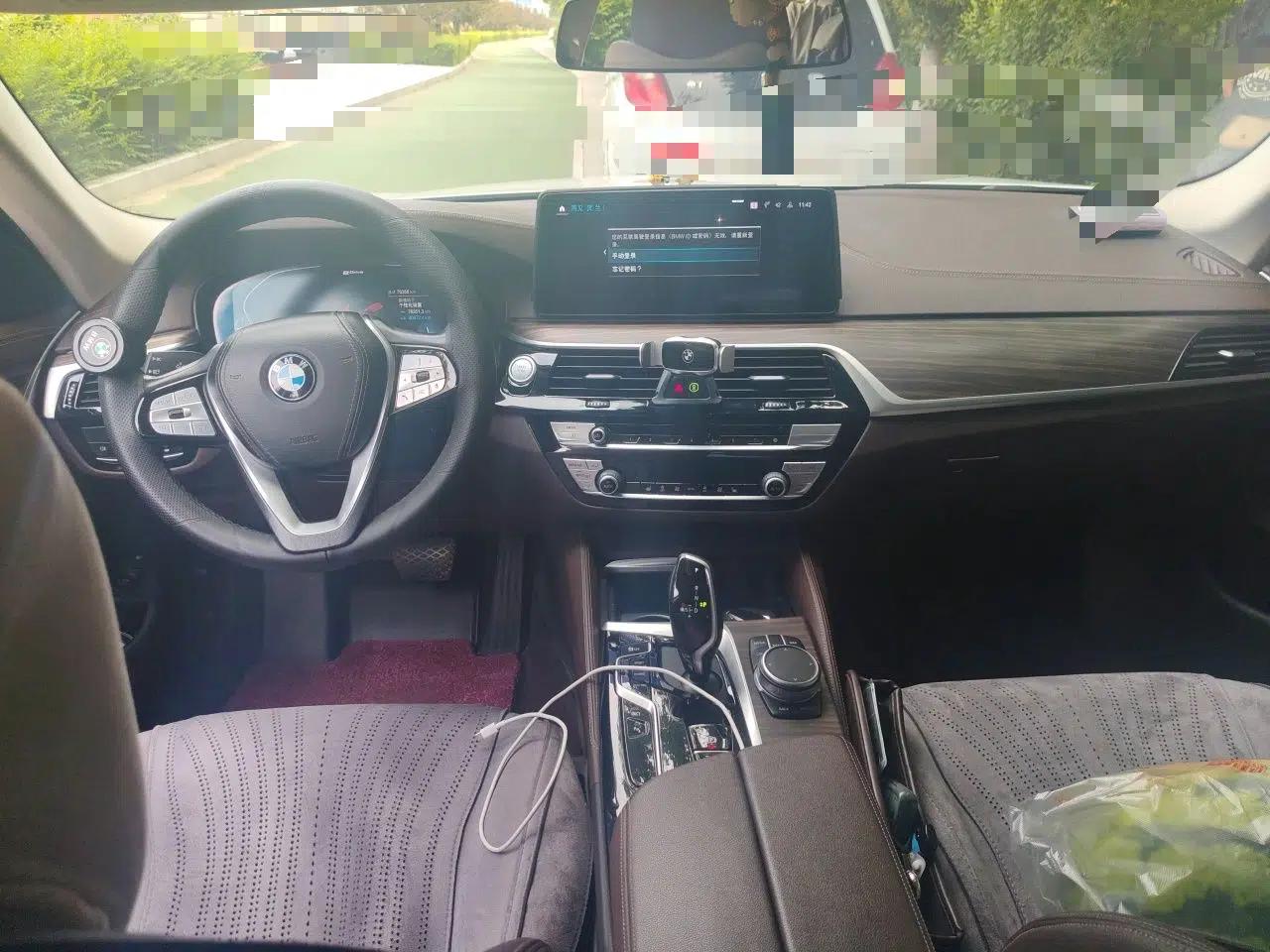 BMW 5 Series New Energy 2021 535Le Luxury Package — миниатюра 9