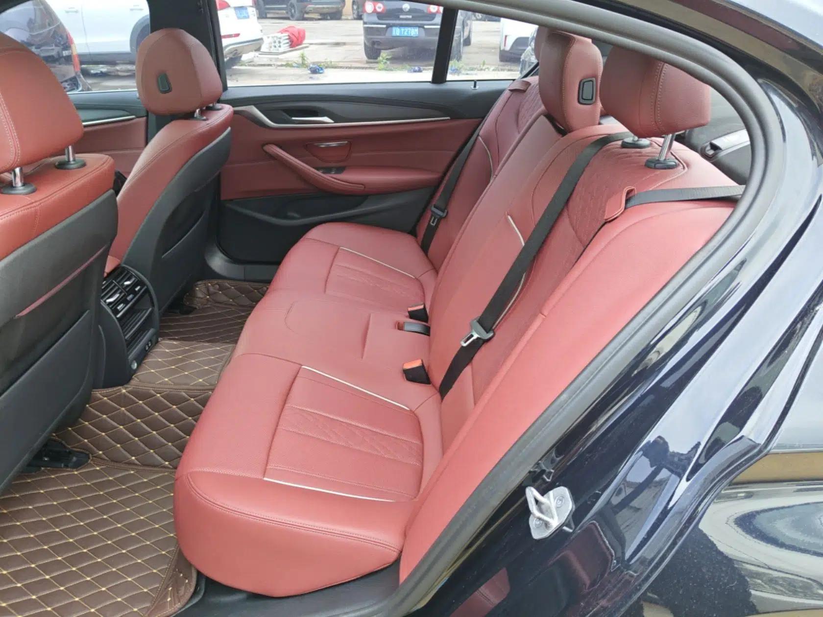 BMW 5 Series New Energy 2022 Restyled 535Le M Sport Package — миниатюра 25
