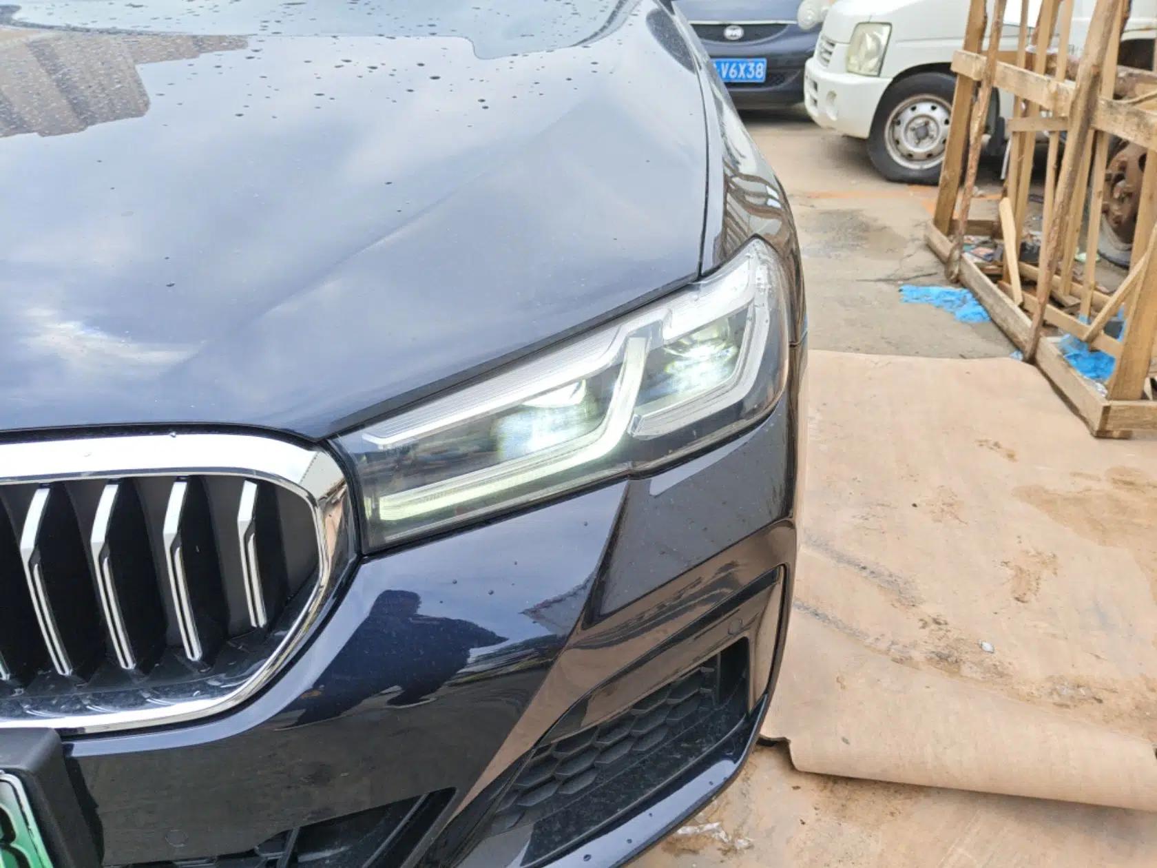 BMW 5 Series New Energy 2022 Restyled 535Le M Sport Package — миниатюра 8