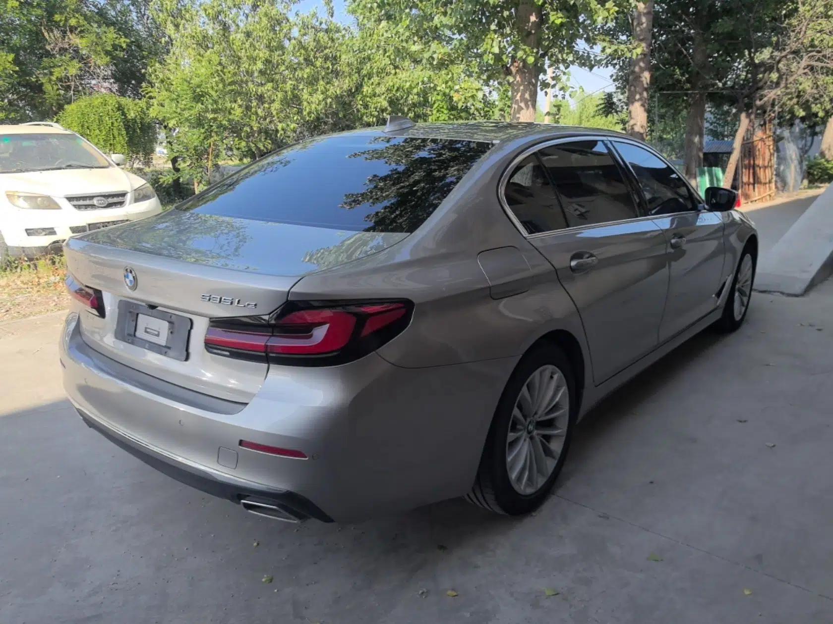 BMW 5 Series New Energy 2022 535Le Luxury Package — миниатюра 6
