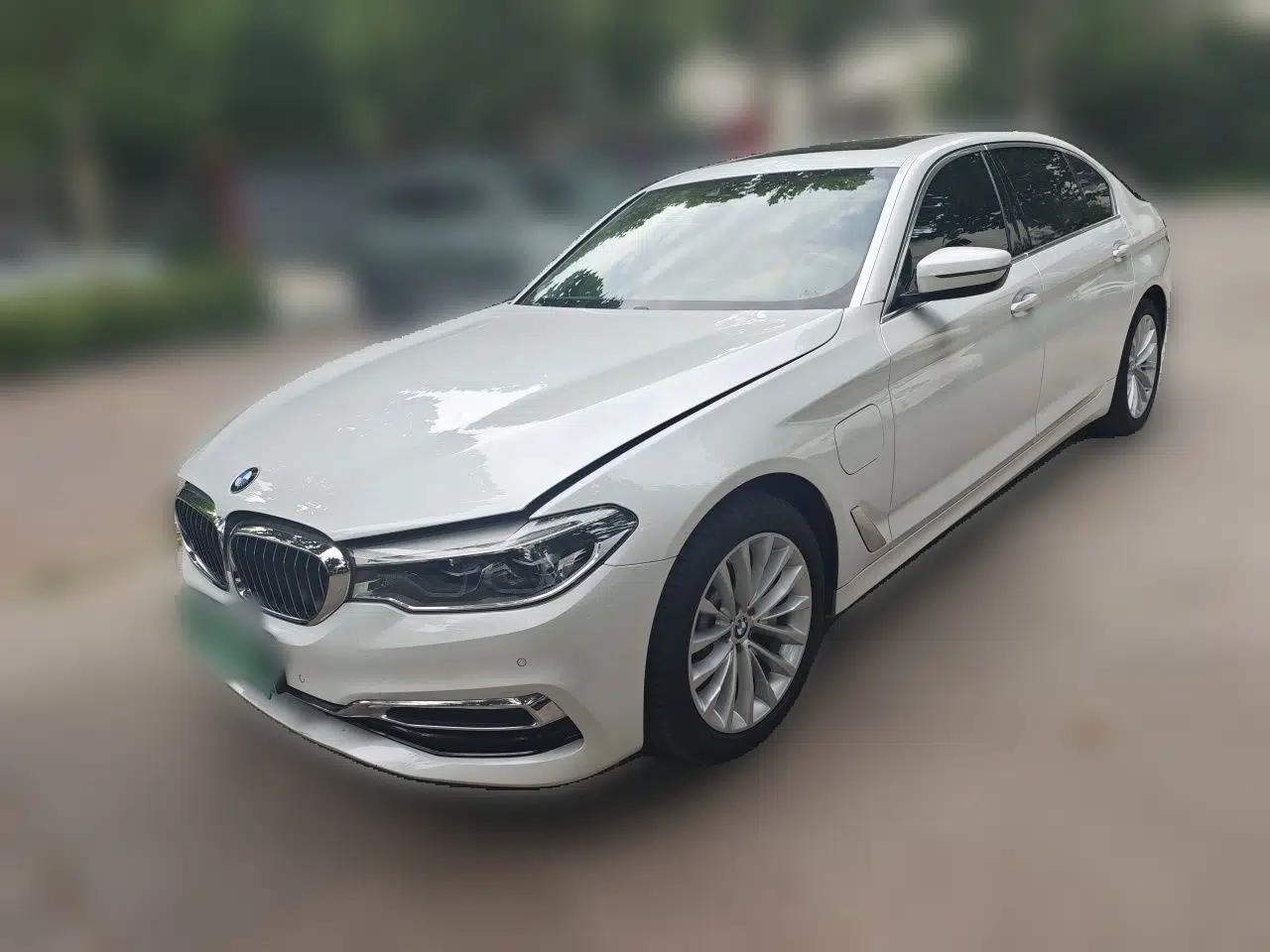 BMW 5 Series New Energy 2020 Mileage Upgrade Version 530Le Pioneer Edition — миниатюра 1
