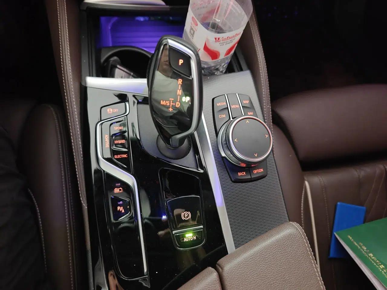 BMW 5 Series New Energy 2022 535Le Pioneer Edition M Sport Package — миниатюра 14