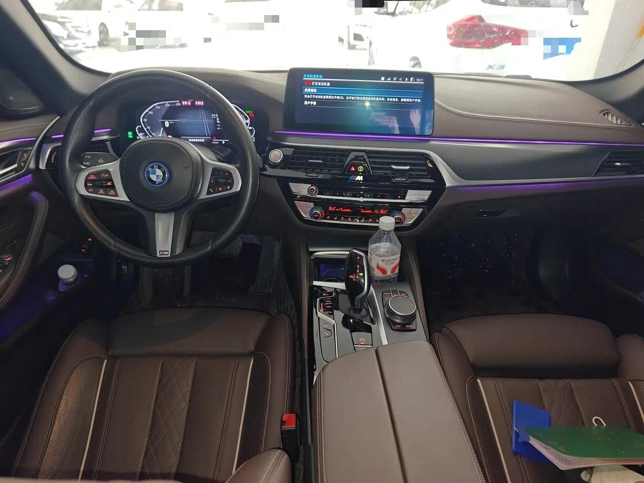 BMW 5 Series New Energy 2022 535Le Pioneer Edition M Sport Package — миниатюра 9