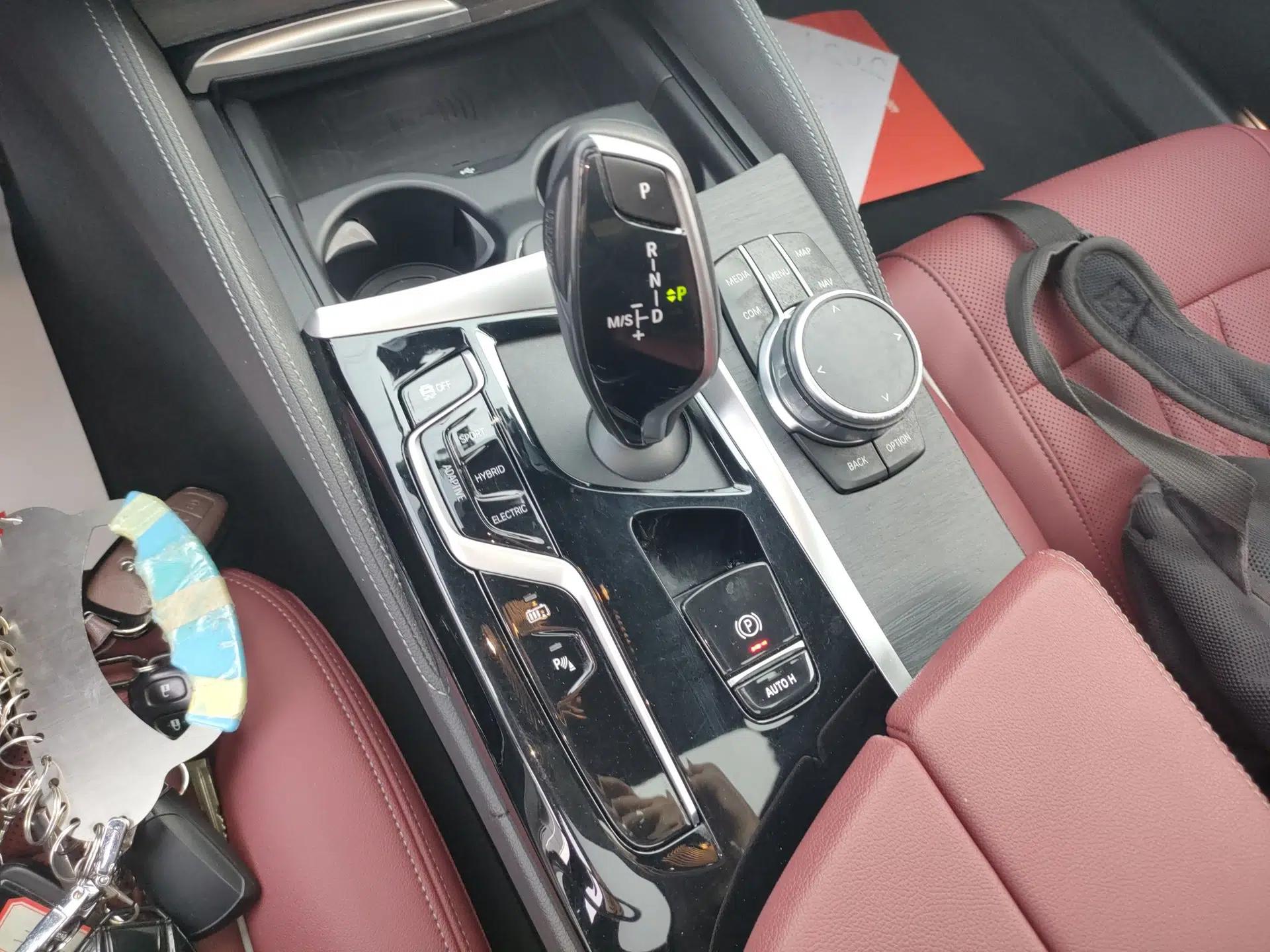 BMW 5 Series New Energy 2021 535Le M Sport Package — миниатюра 16