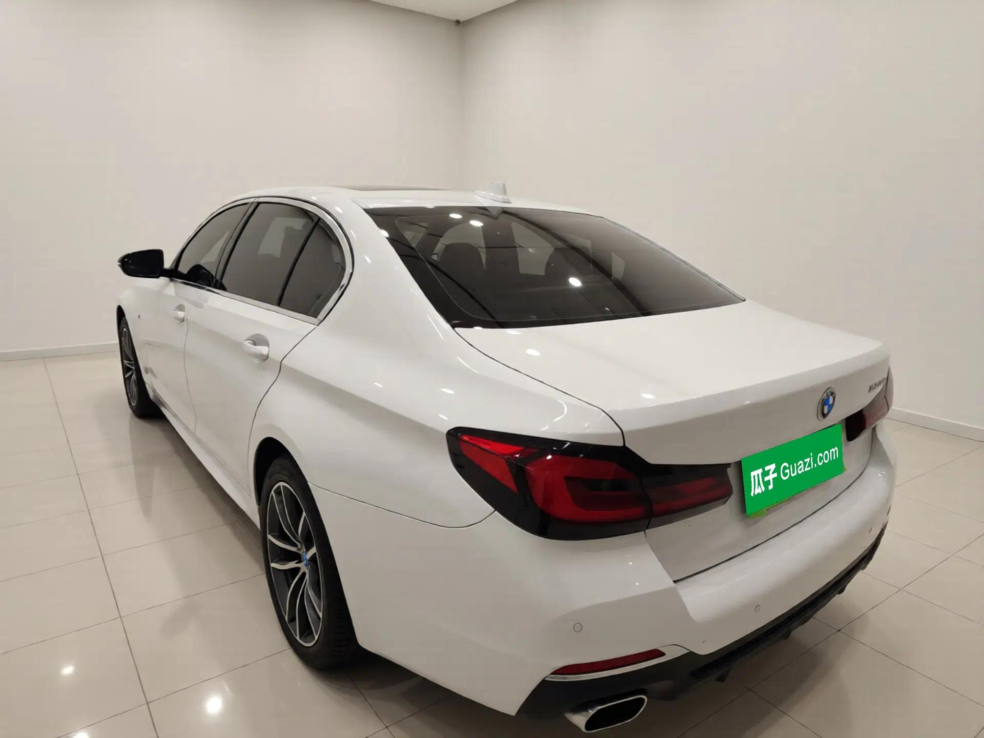 BMW 5 Series New Energy 2021 535Le M Sport Package — миниатюра 8