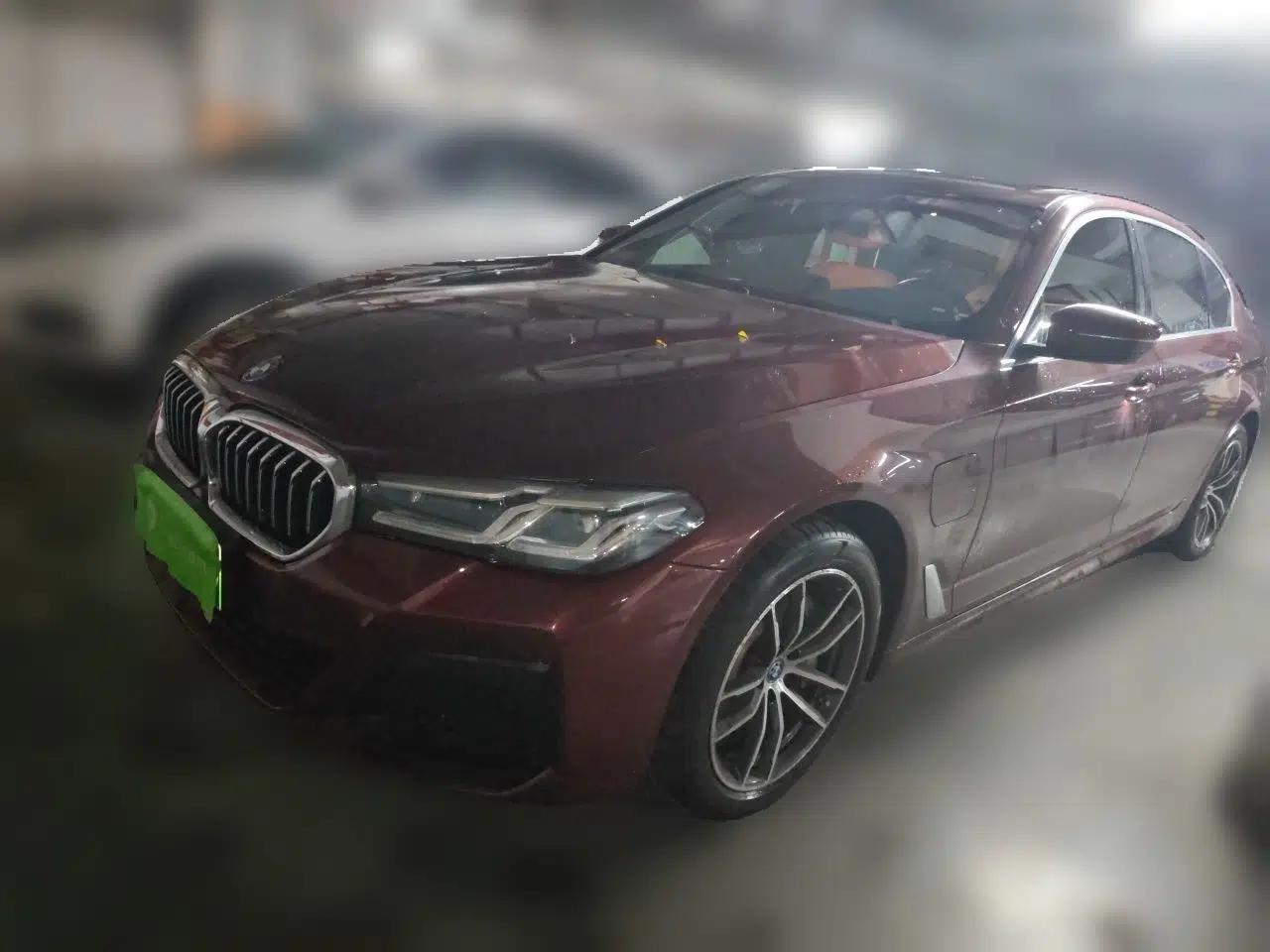 BMW 5 Series New Energy 2022 Second Facelift 535Le M Sport Package — миниатюра 1