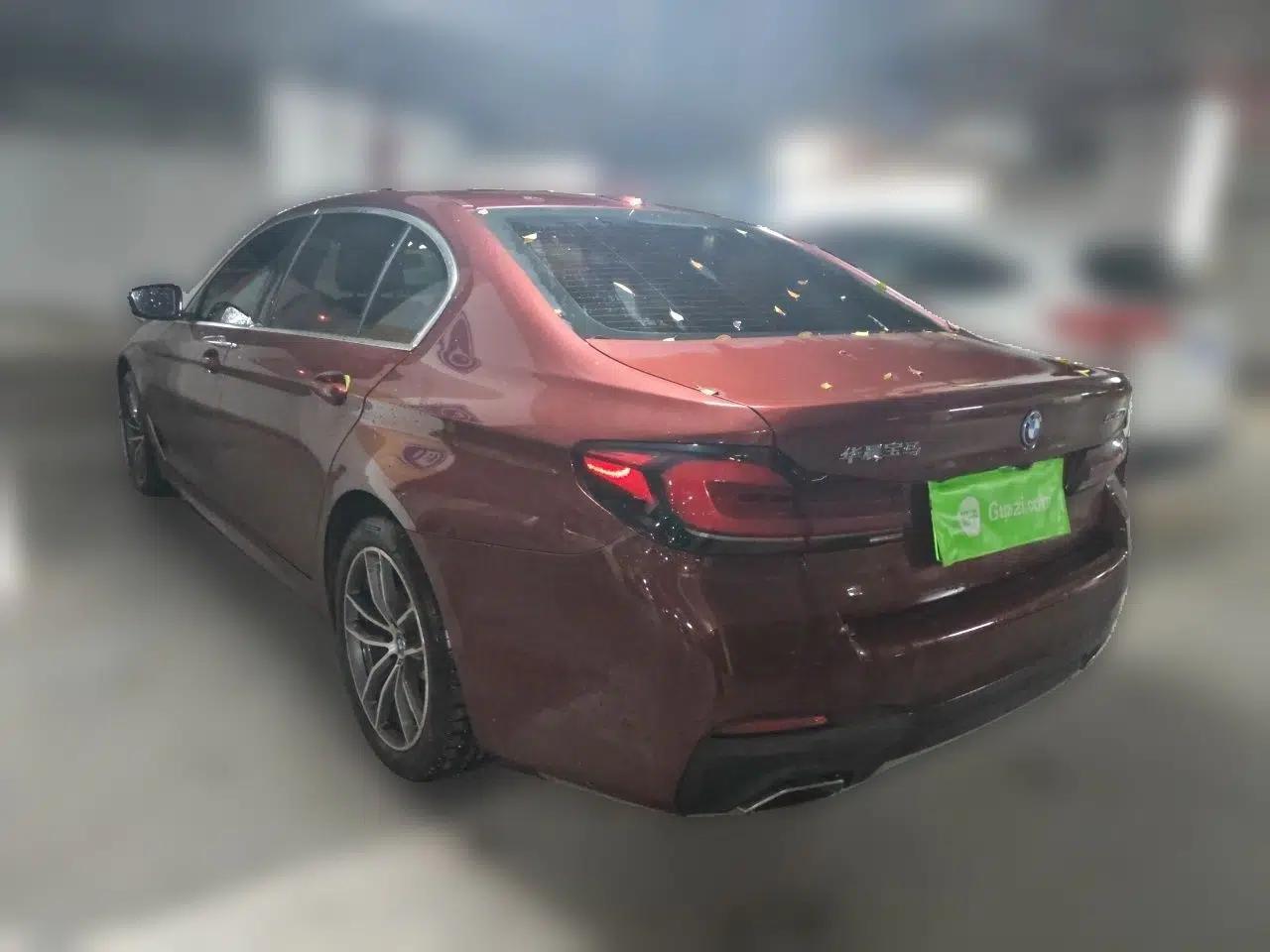 BMW 5 Series New Energy 2022 Second Facelift 535Le M Sport Package — миниатюра 4