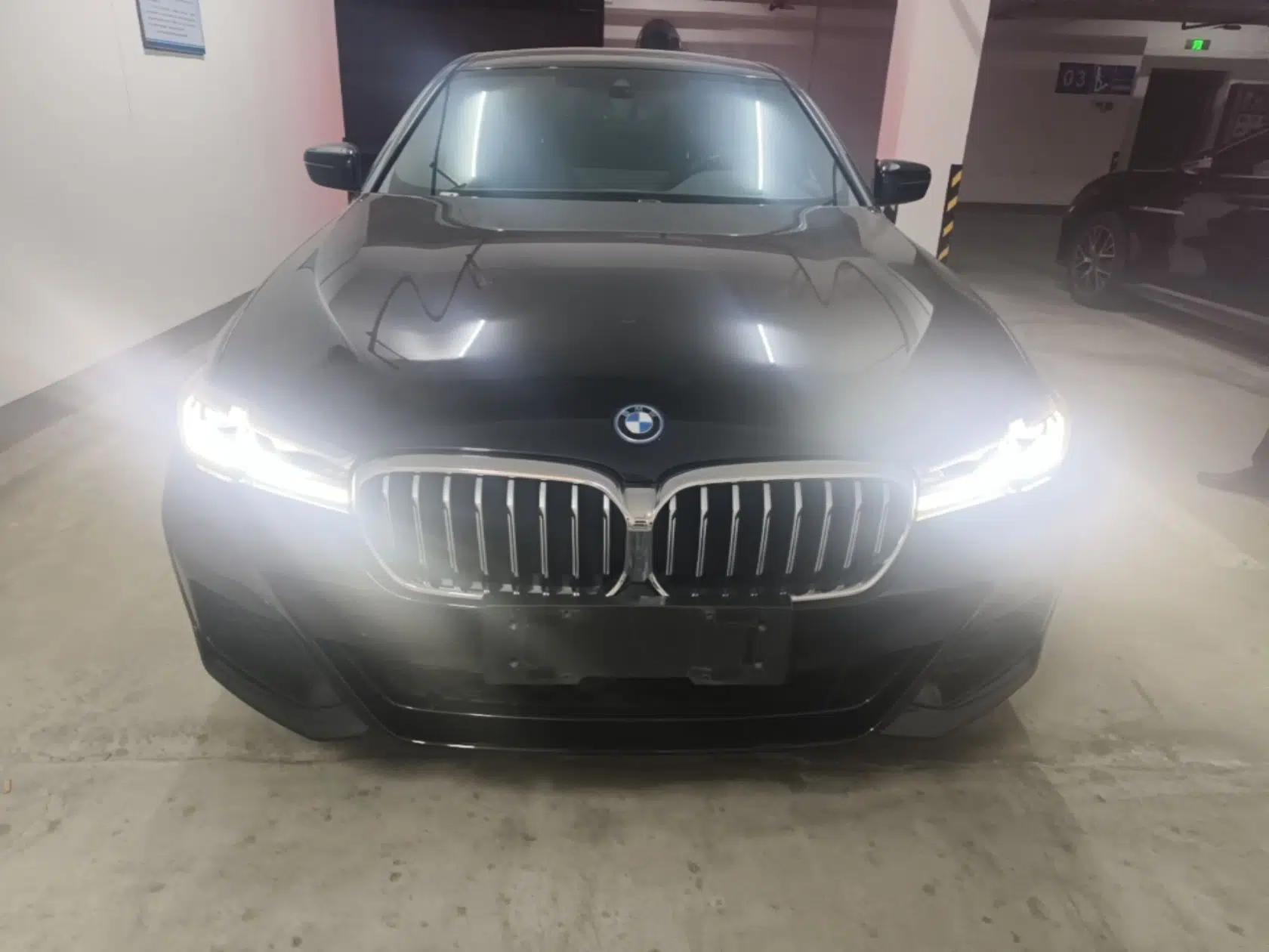 BMW 5 Series New Energy 2022 Restyled 535Le M Sport Package — миниатюра 2