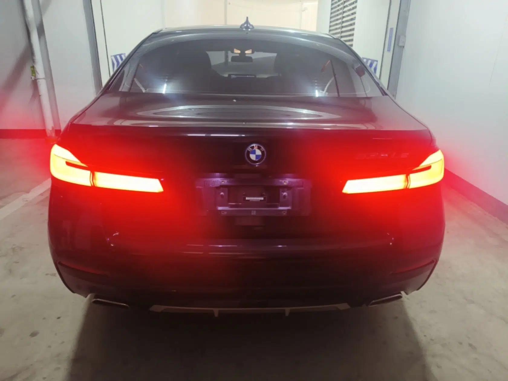 BMW 5 Series New Energy 2022 Restyled 535Le M Sport Package — миниатюра 5