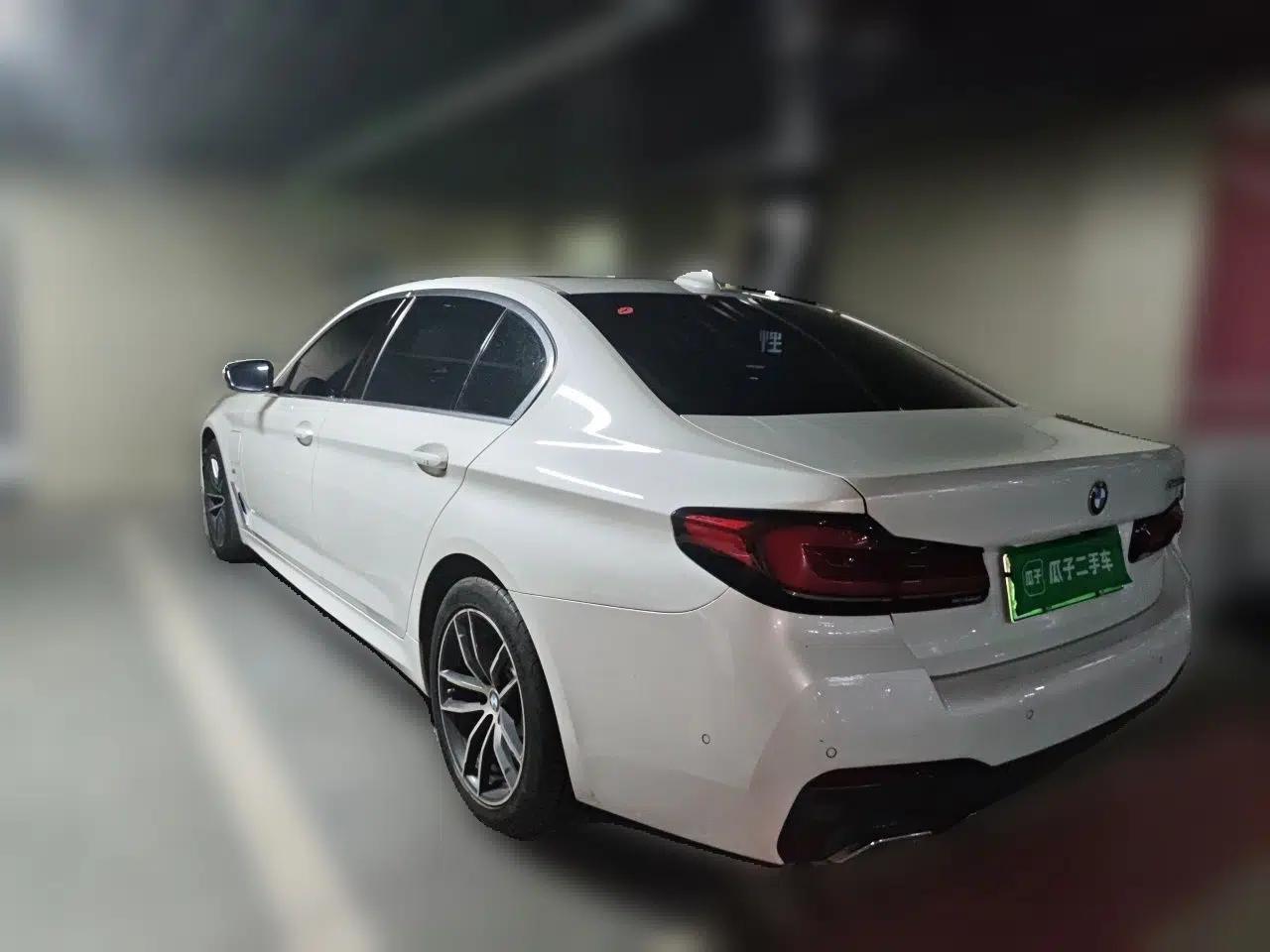 BMW 5 Series New Energy 2021 Restyled 535Le Pioneer Edition M Sport Package — миниатюра 4