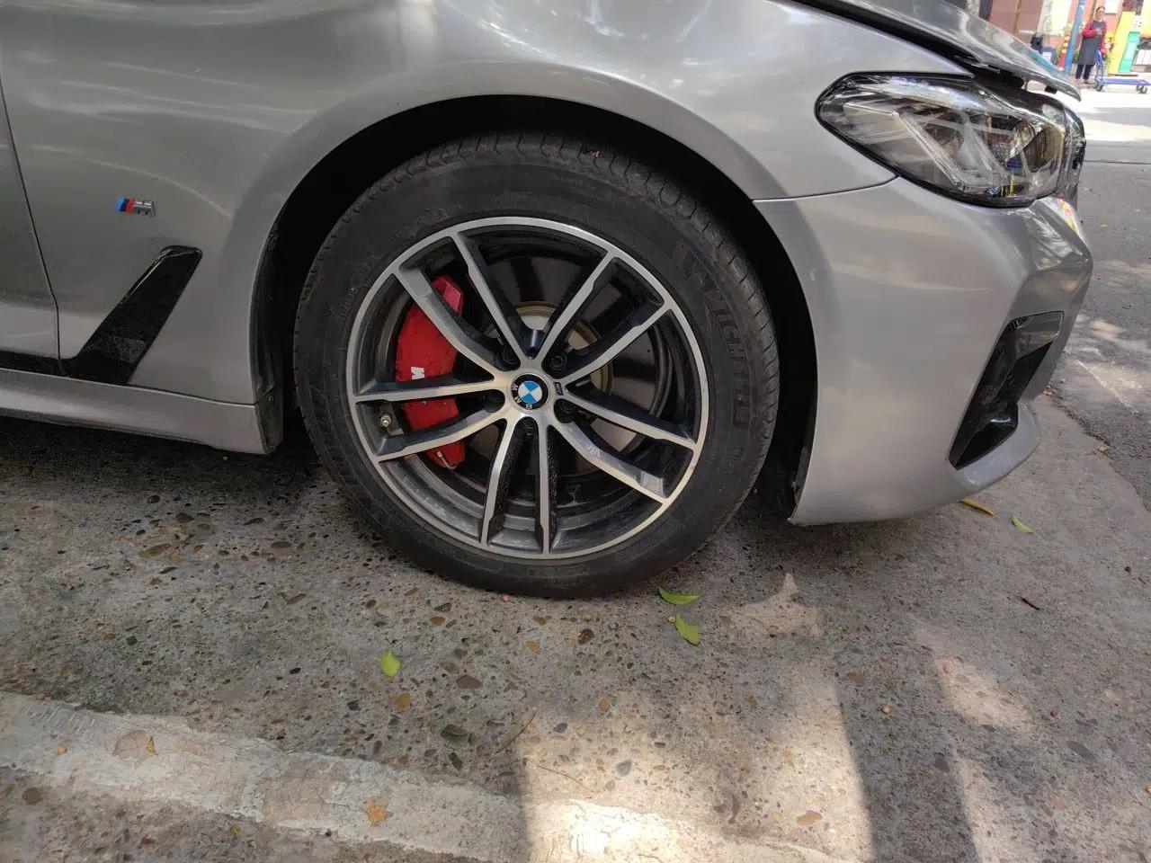 BMW 5 Series New Energy 2022 535Le M Sport Package — миниатюра 8