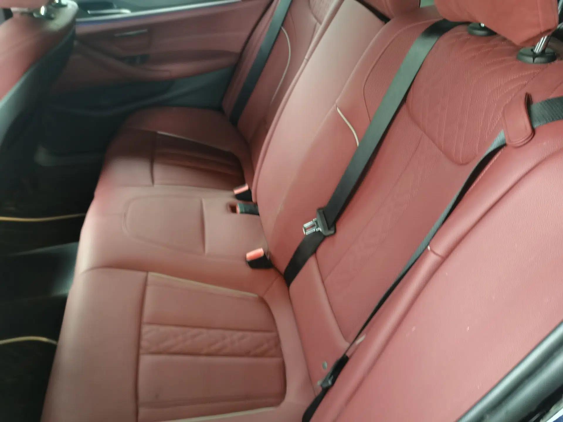 BMW 5 Series New Energy 2022 Second Facelift 535Le M Sport Package — миниатюра 17