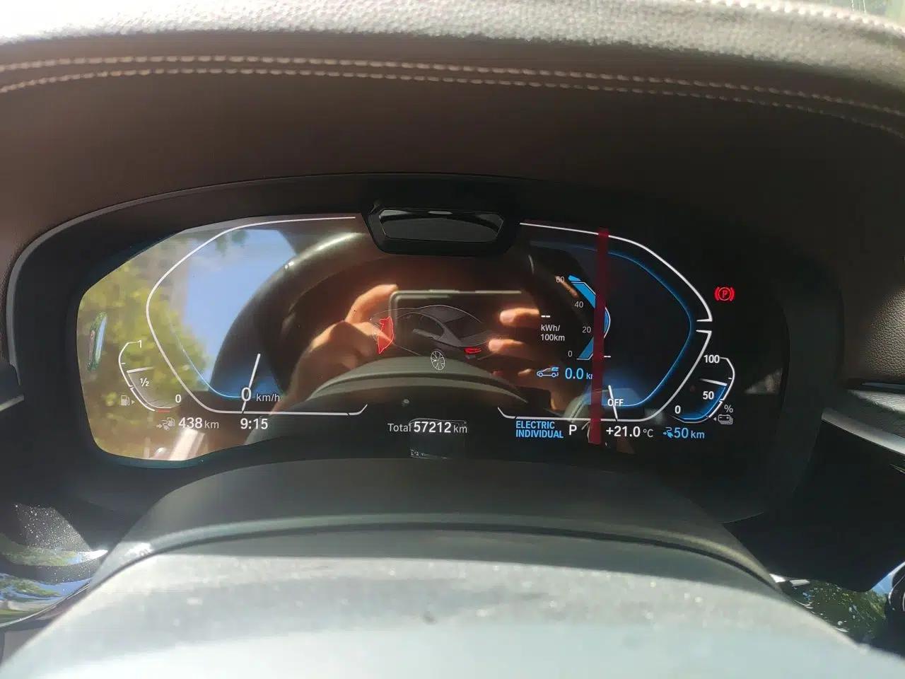 BMW 5 Series New Energy 2021 Restyled 535Le Pioneer Edition M Sport Package — миниатюра 11