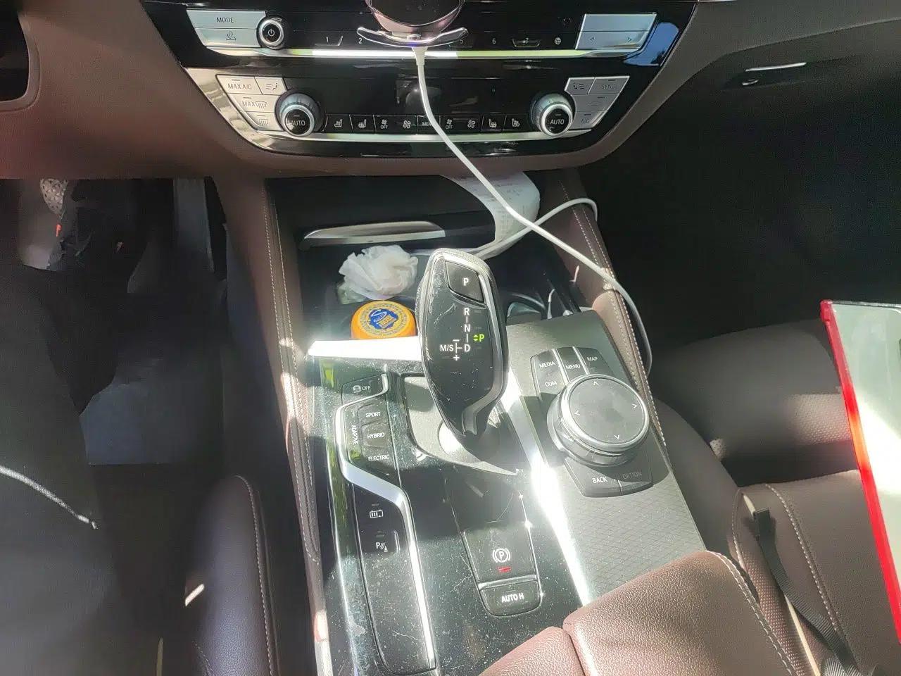 BMW 5 Series New Energy 2021 Restyled 535Le Pioneer Edition M Sport Package — миниатюра 14