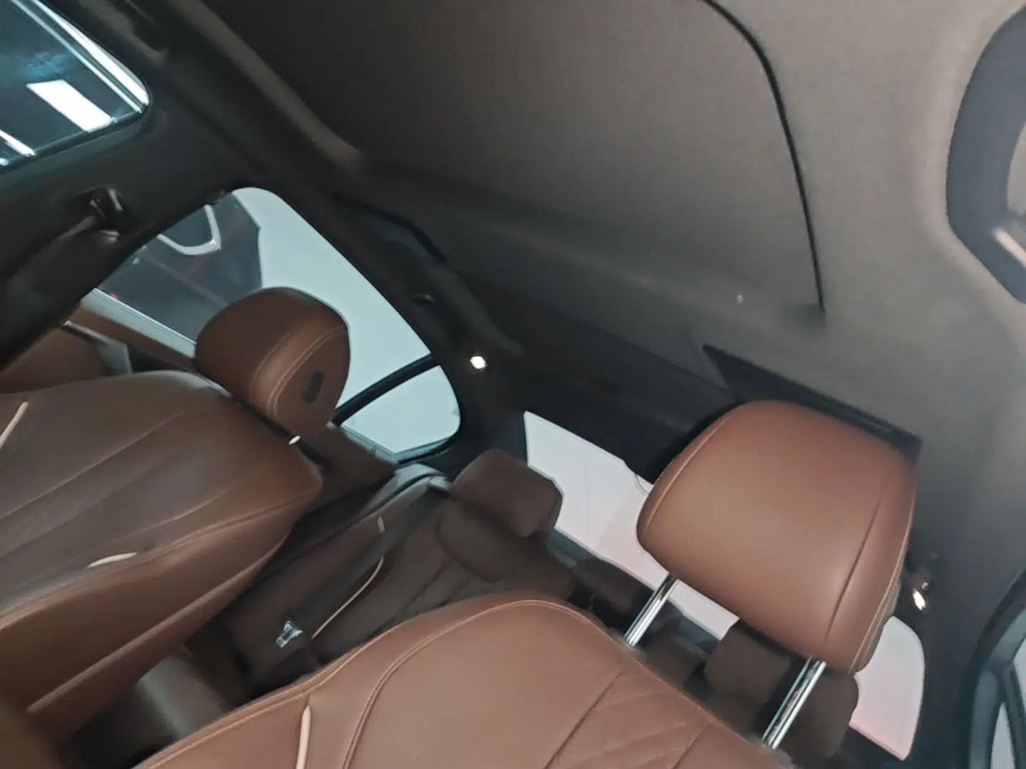 BMW 5 Series New Energy 2022 Restyled 535Le M Sport Package — миниатюра 30
