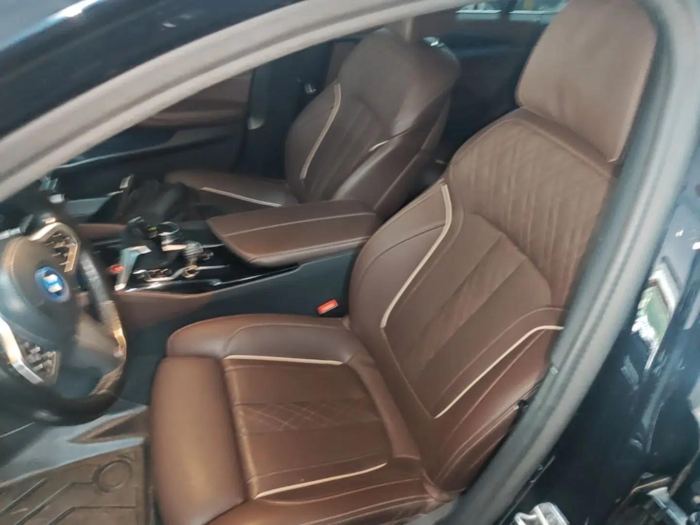 BMW 5 Series New Energy 2022 Second Facelift 535Le Pioneer Edition M Sport Package — миниатюра 25