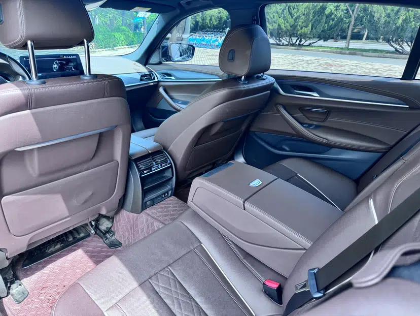 BMW 5 Series New Energy 2022 Second Facelift 535Le Pioneer Edition M Sport Package — миниатюра 32