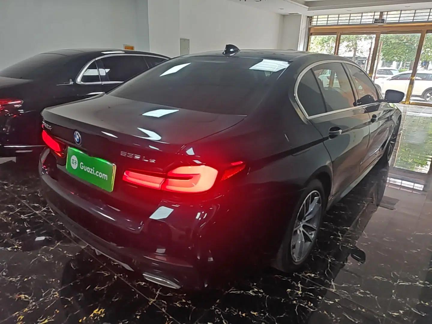 BMW 5 Series New Energy 2022 Second Facelift 535Le Pioneer Edition M Sport Package — миниатюра 6