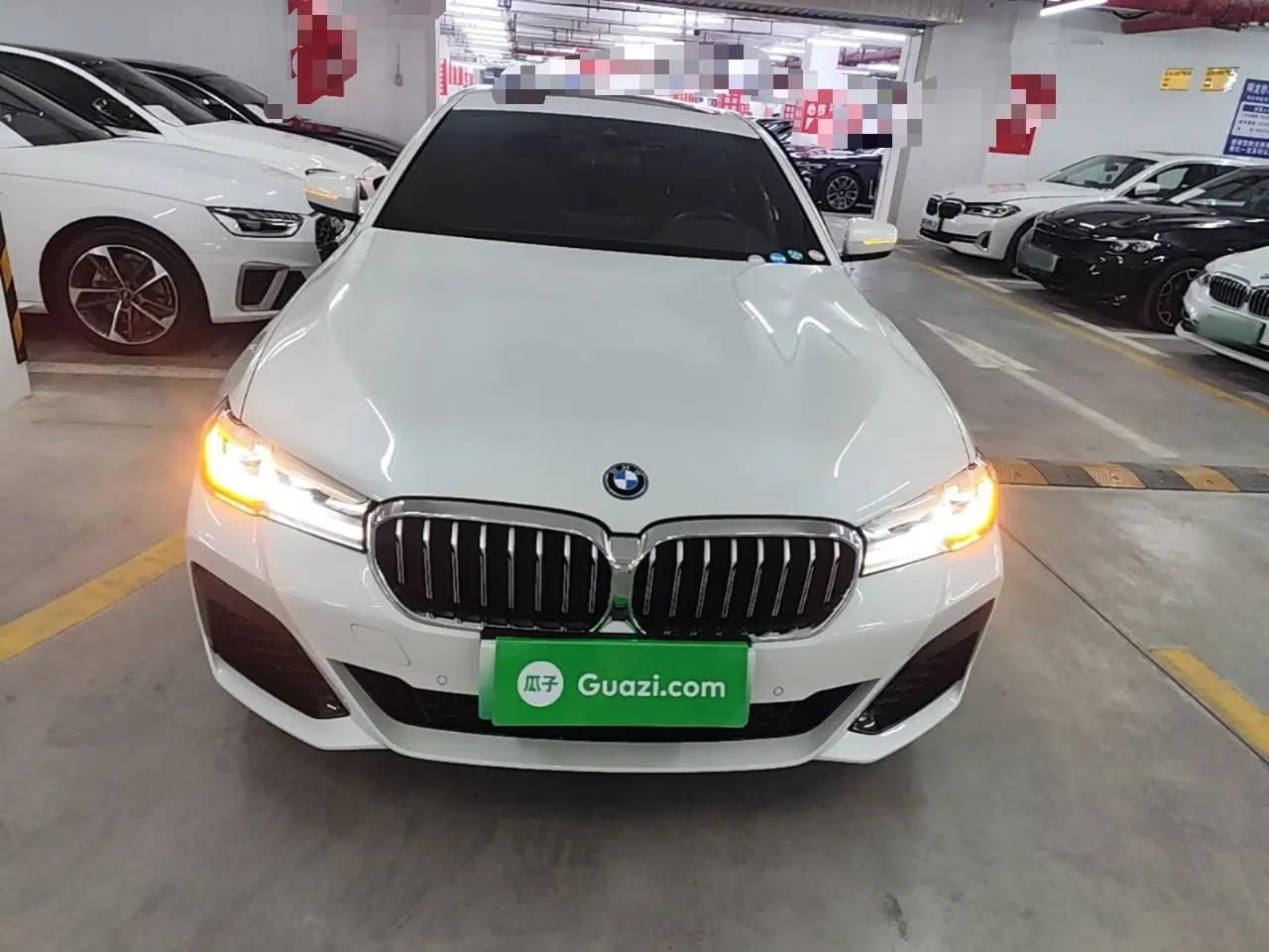 BMW 5 Series New Energy 2022 Second Facelift 535Le M Sport Package — миниатюра 2
