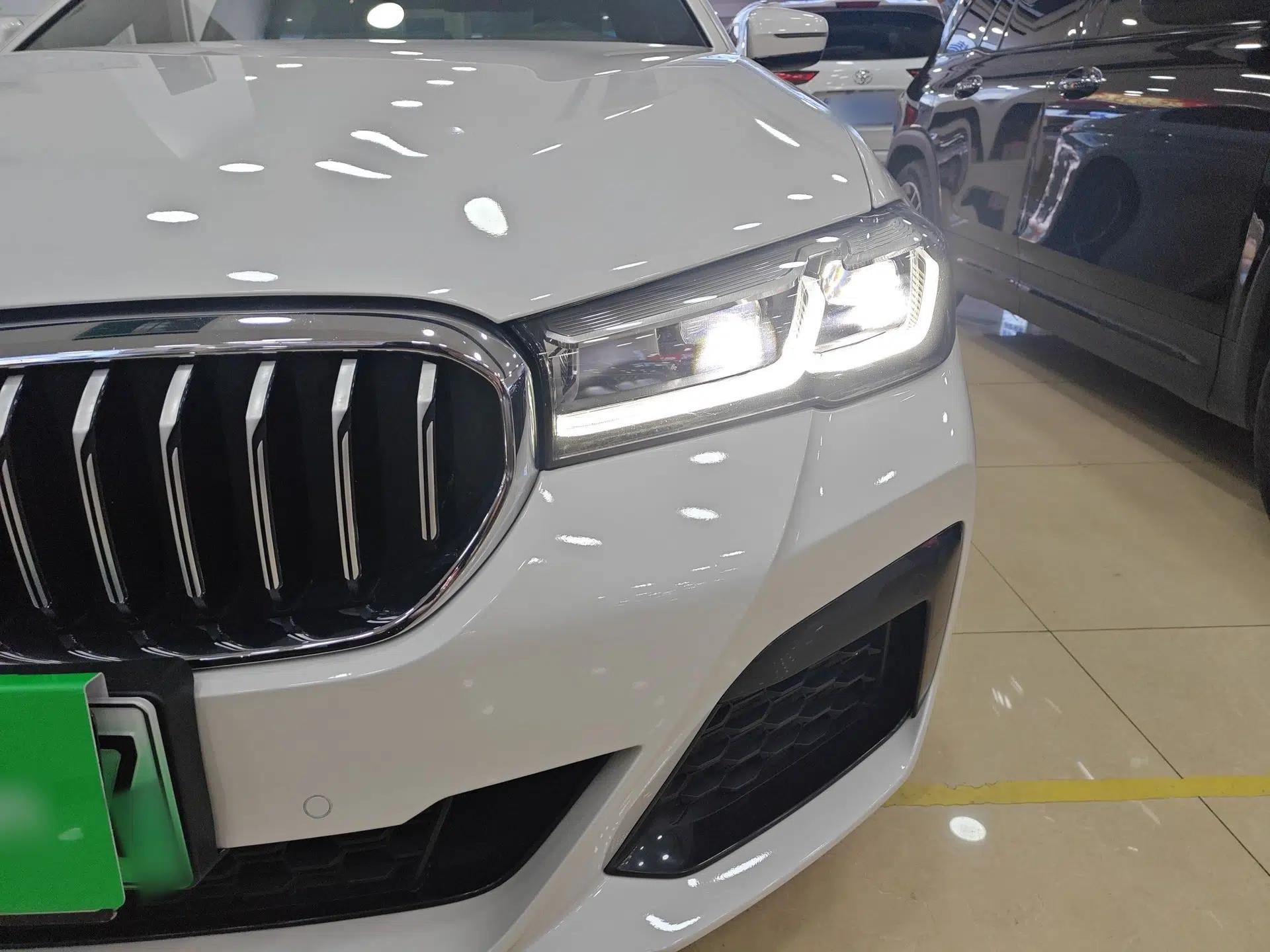 BMW 5 Series New Energy 2021 Restyled 535Le M Sport Package — миниатюра 2