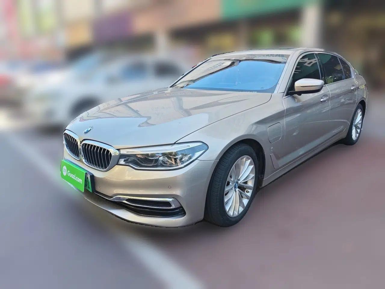 BMW 5 Series New Energy 2019 Updated 530Le Pioneer Edition — миниатюра 1