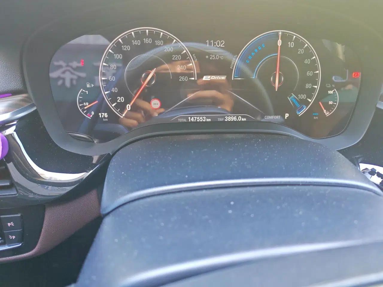 BMW 5 Series New Energy 2019 Updated 530Le Pioneer Edition — миниатюра 12