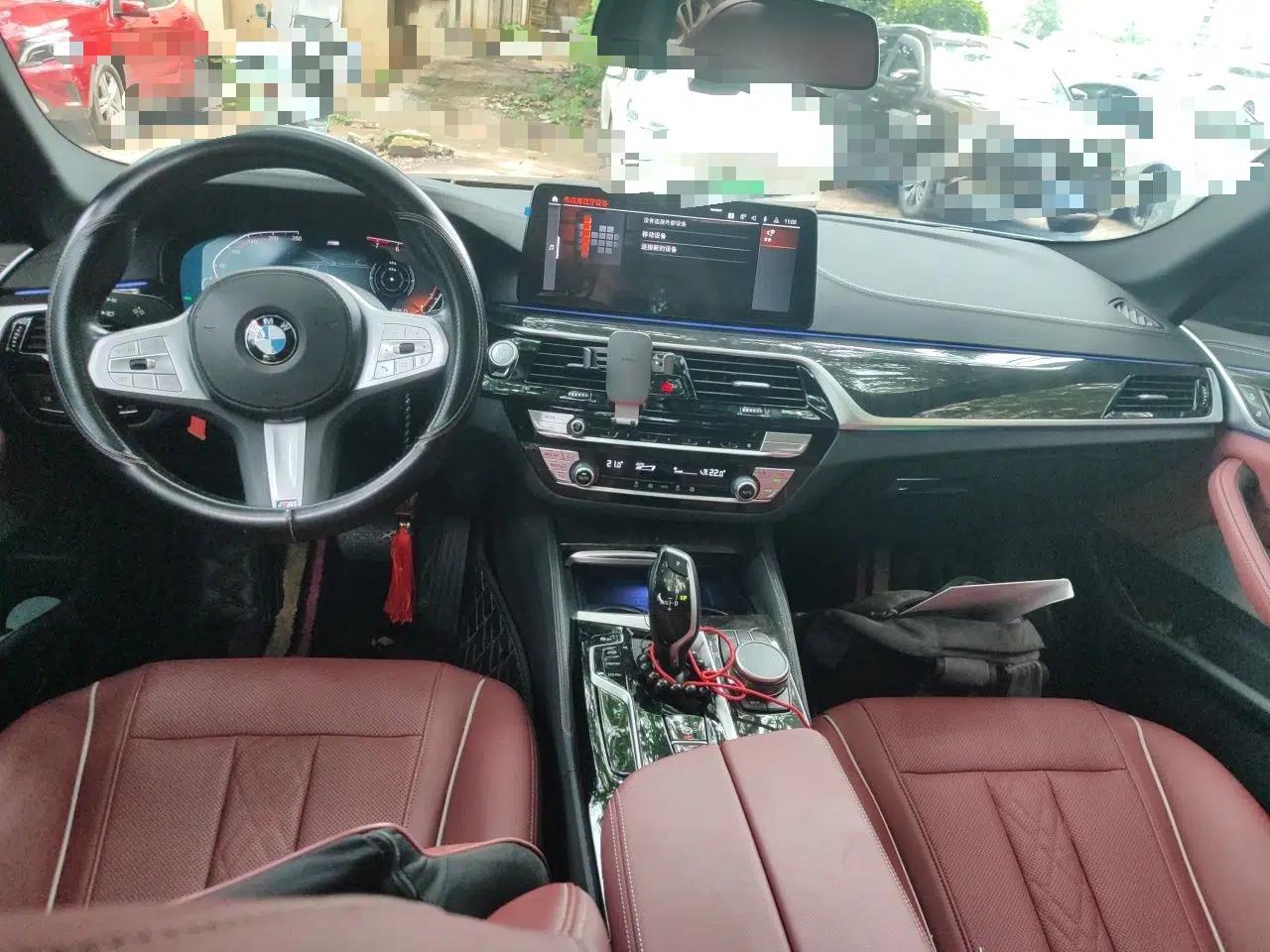 BMW 5 Series 2022 Second Facelift 525Li M Sport Package — миниатюра 9