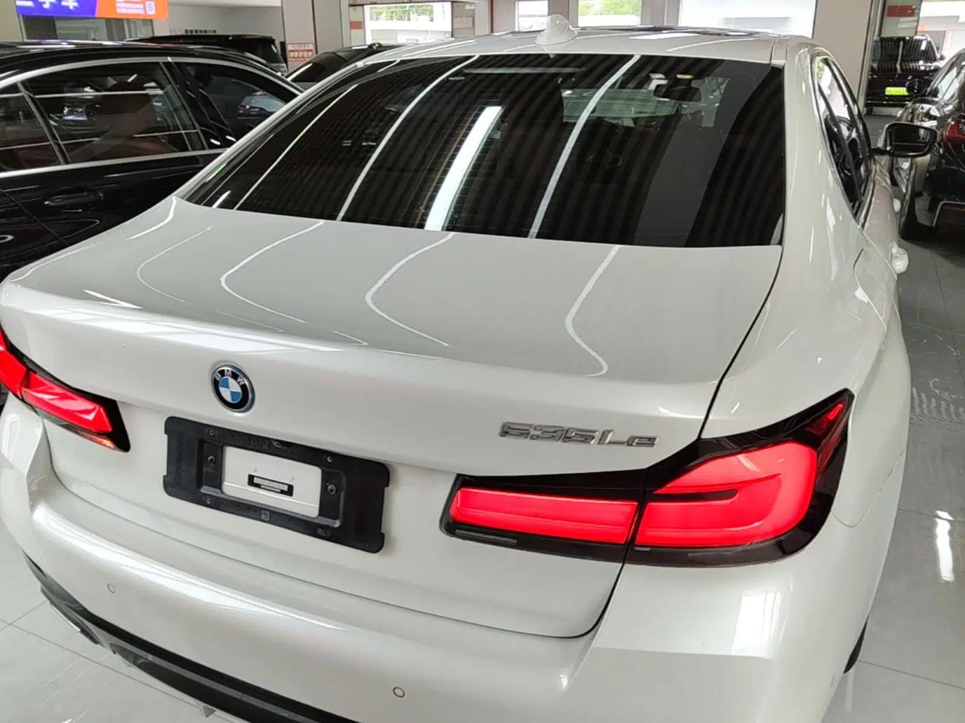 BMW 5 Series New Energy 2022 Restyled 535Le M Sport Package — миниатюра 5