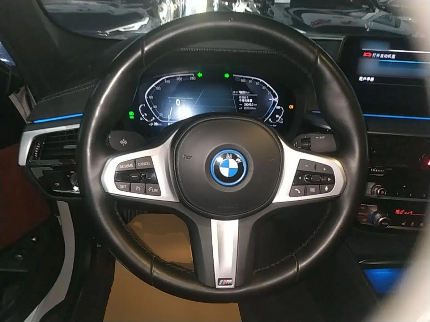 BMW 5 Series New Energy 2022 Restyled 535Le M Sport Package — миниатюра 13